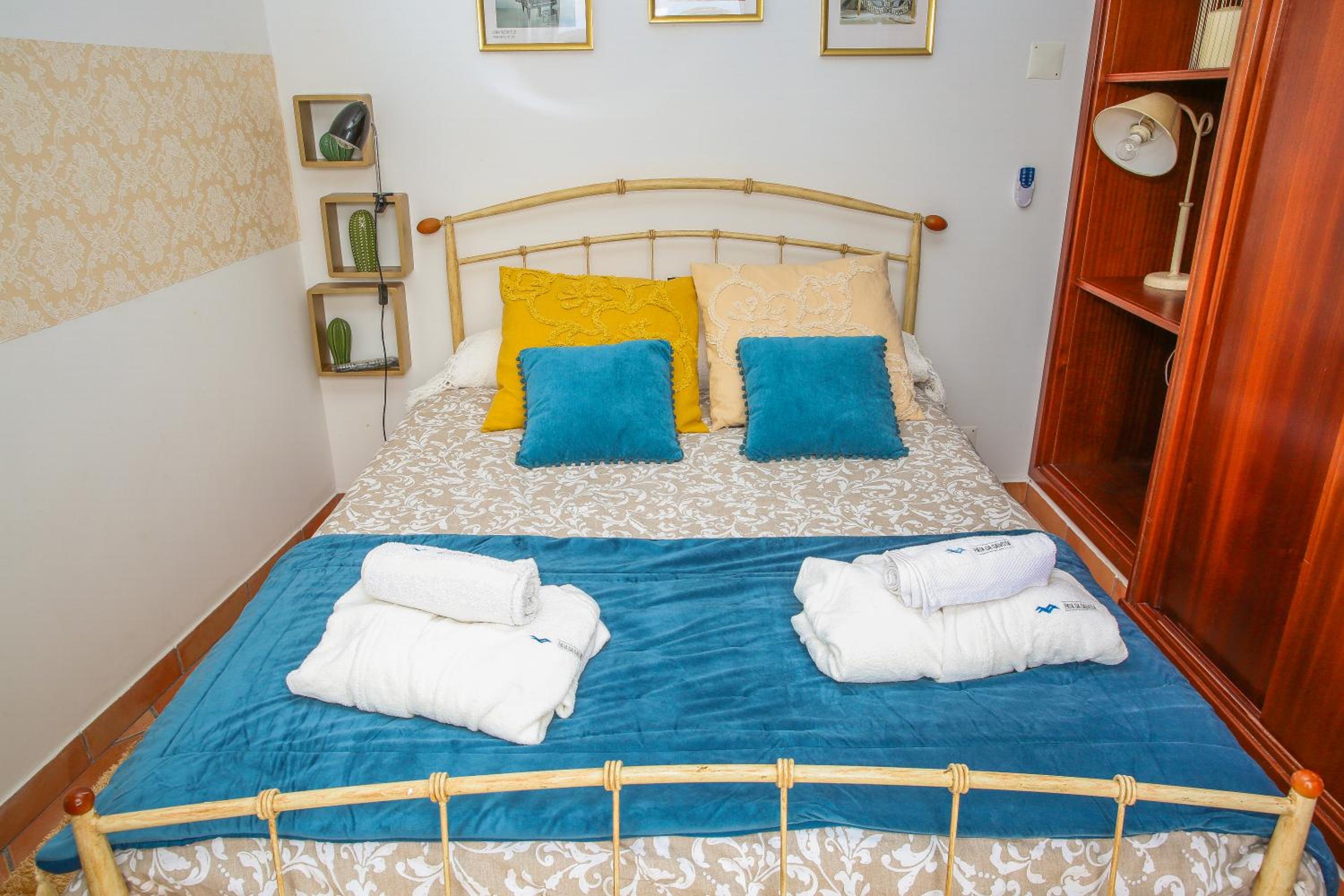 Two-Bedroom Deluxe Apartment photo 1