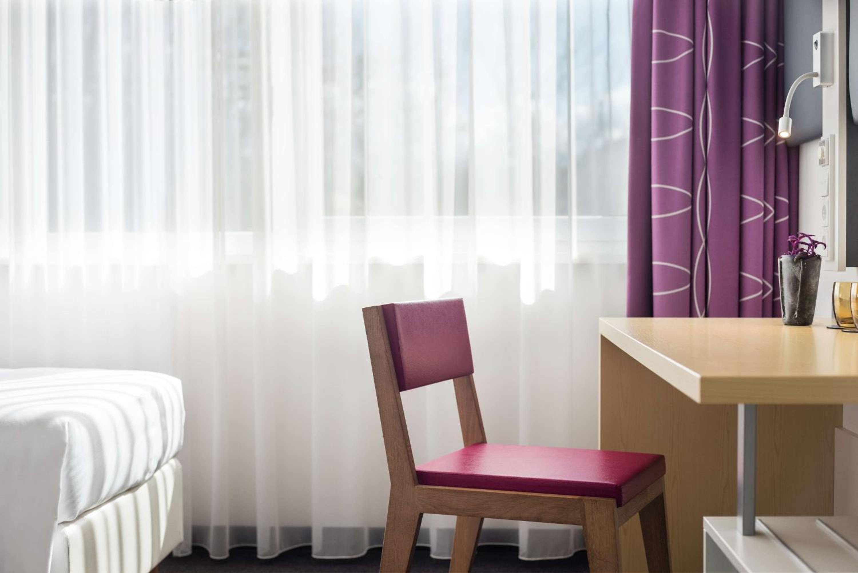 Twin Room - Disability Access