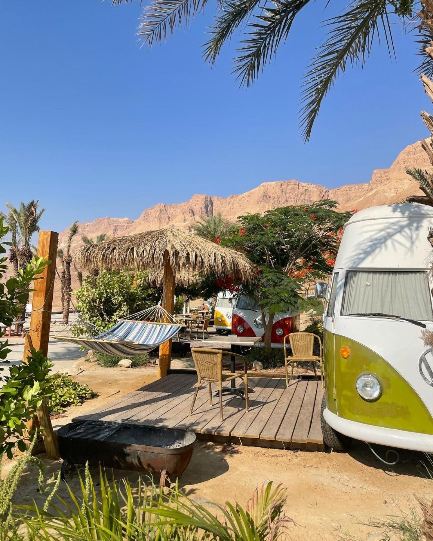 Mini Caravan photo 2