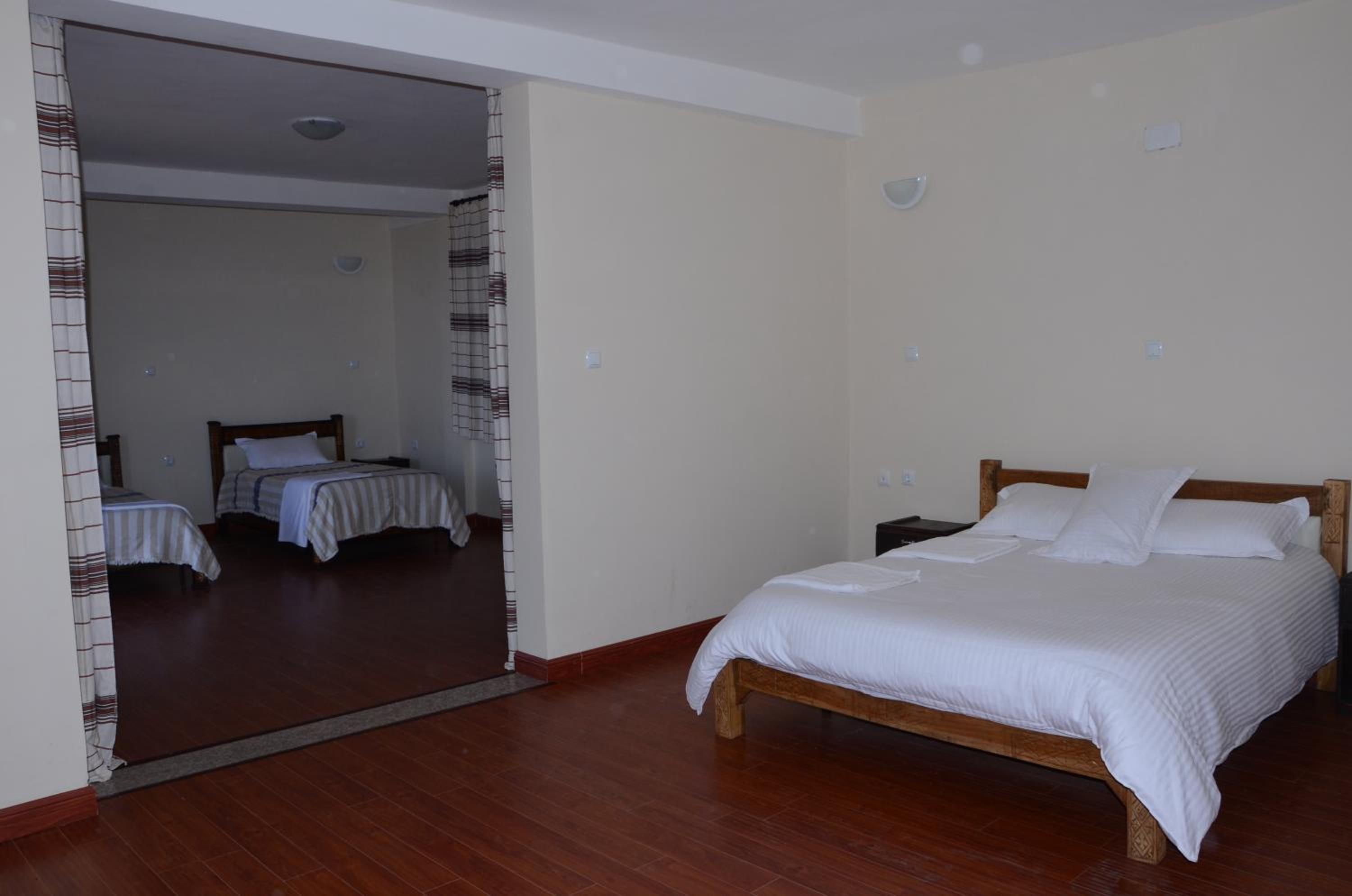Suite with Mountain View photo 2