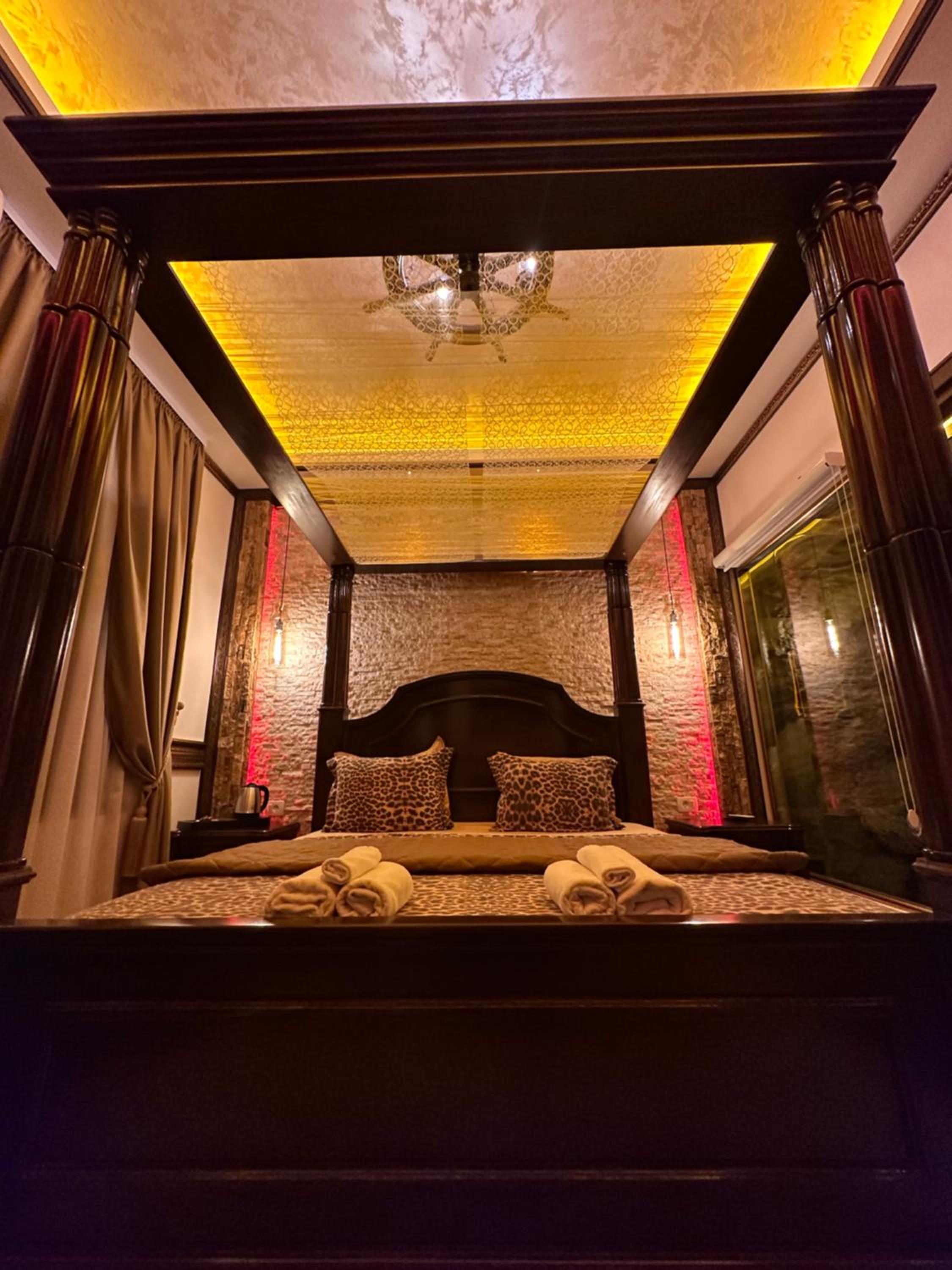 Superior Queen Room photo 1