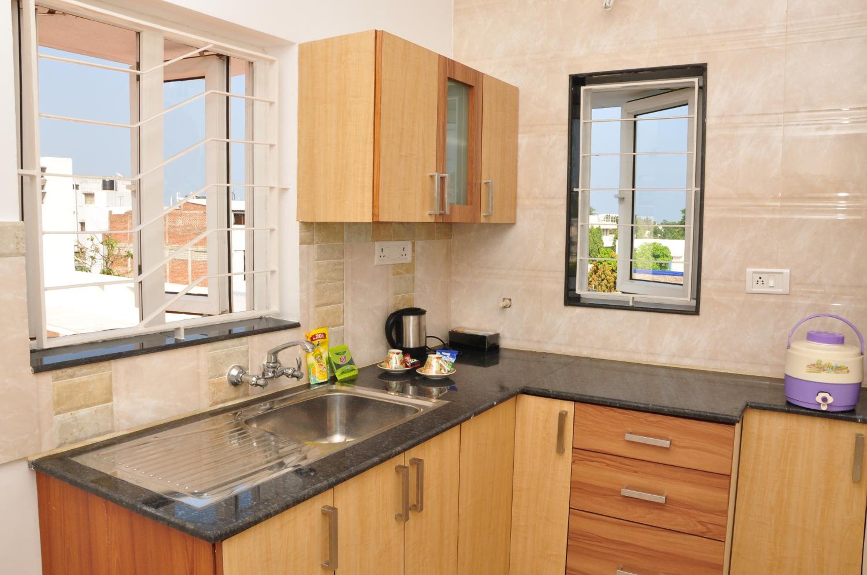One-Bedroom Apartment with Terrace photo 3