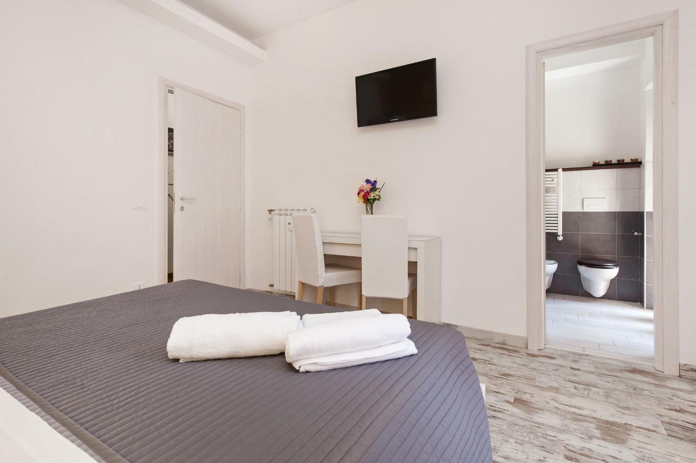 Double Room photo 2