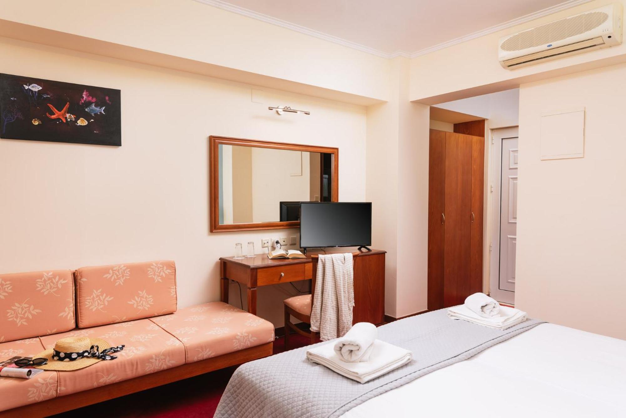 Deluxe Double Room with Sea View