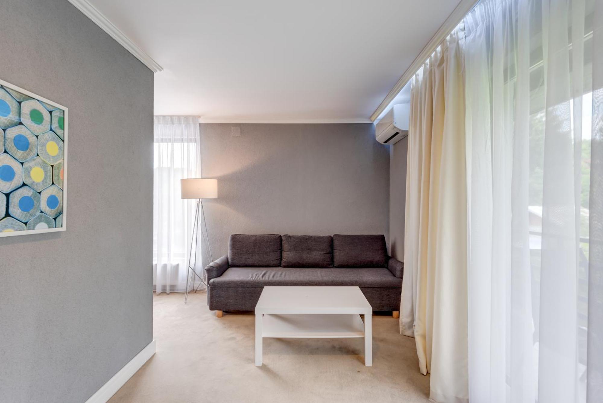 Studio with Sofa Bed photo 3