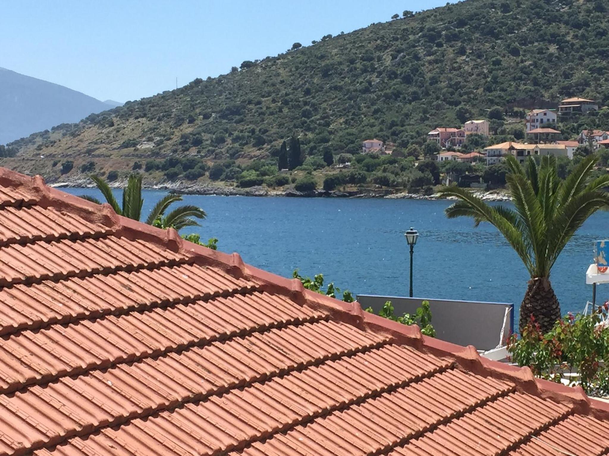 One-Bedroom Apartment with Partial Sea View photo 3