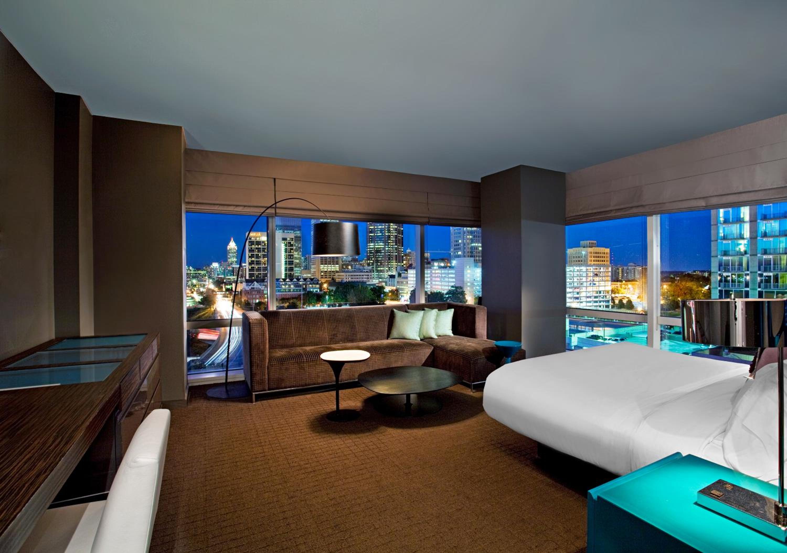Studio Suite, Studio Suite, 1 King