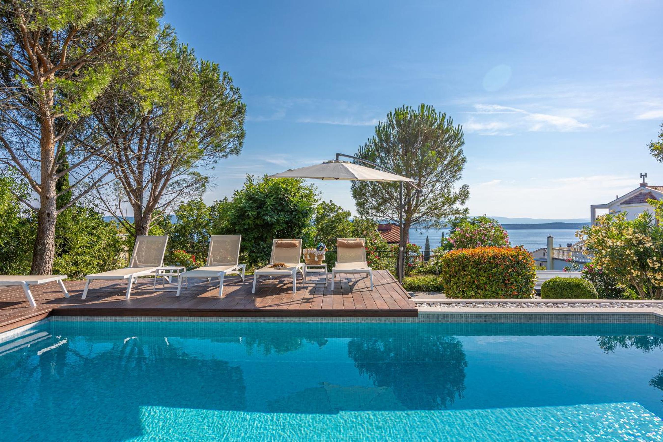 Villa with Private Pool photo 3