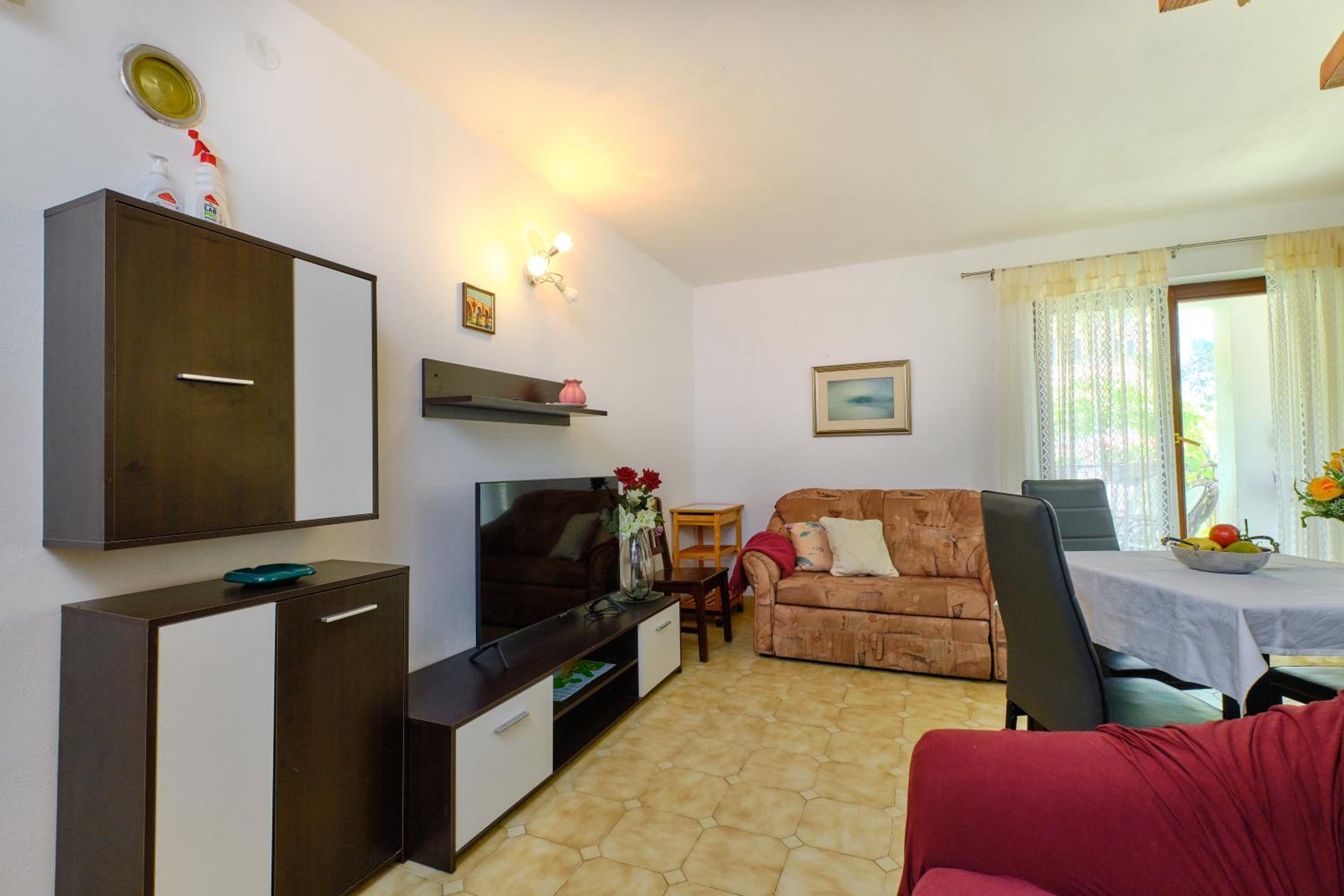 Apartment 3