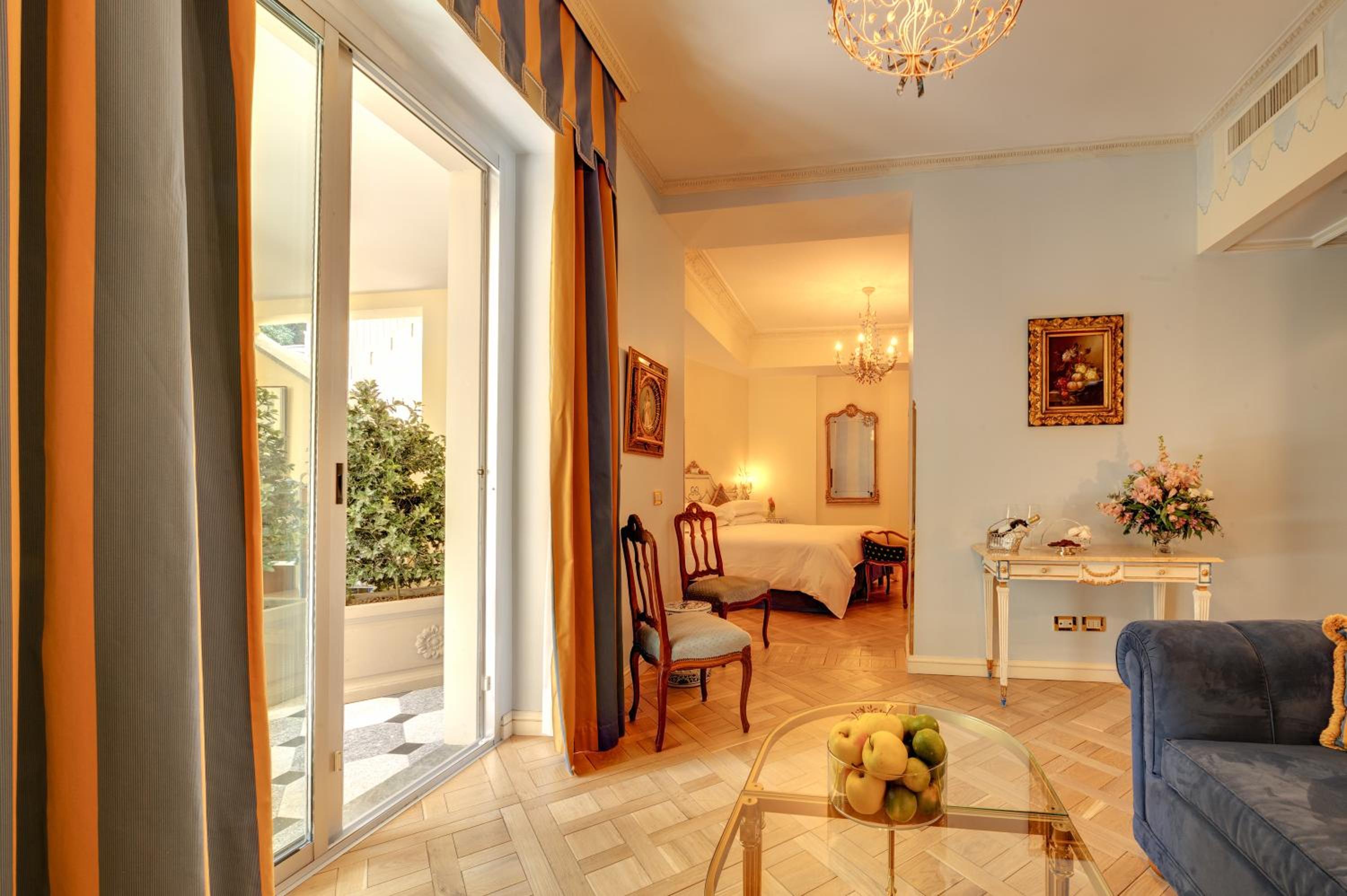 Junior Suite with Garden View - Photo 1
