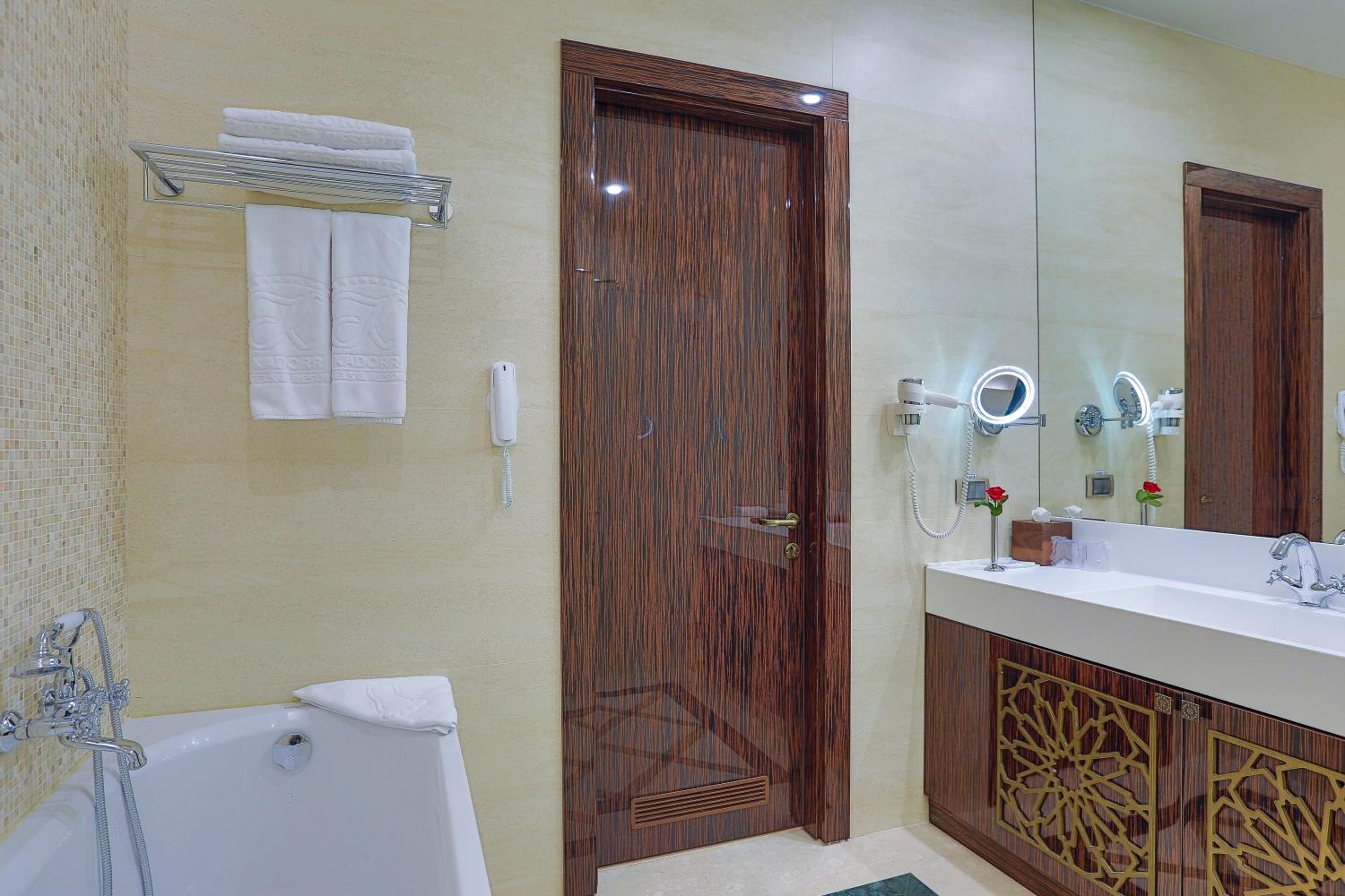 Double Room - Disability Access photo 2