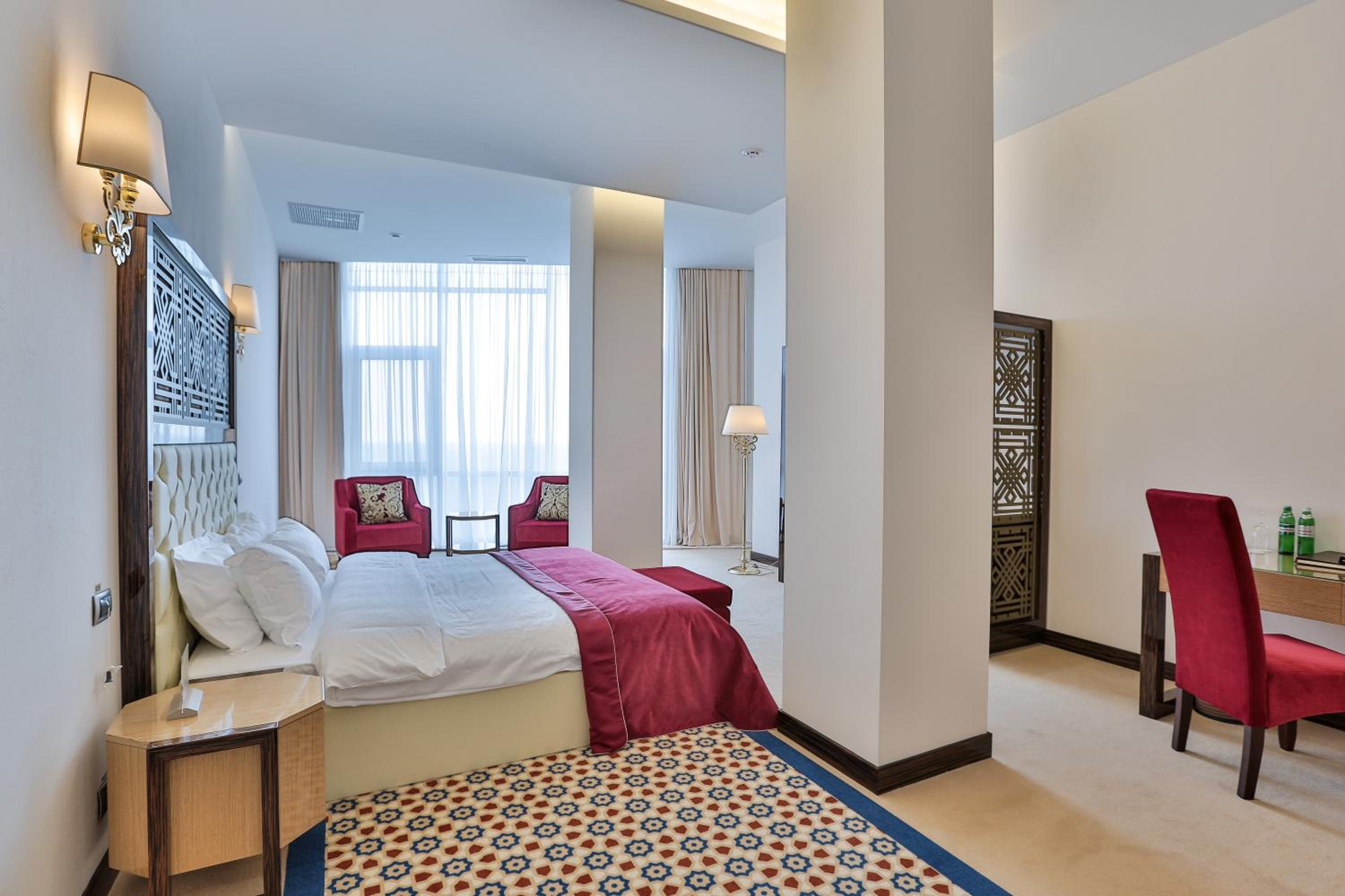Superior King Room