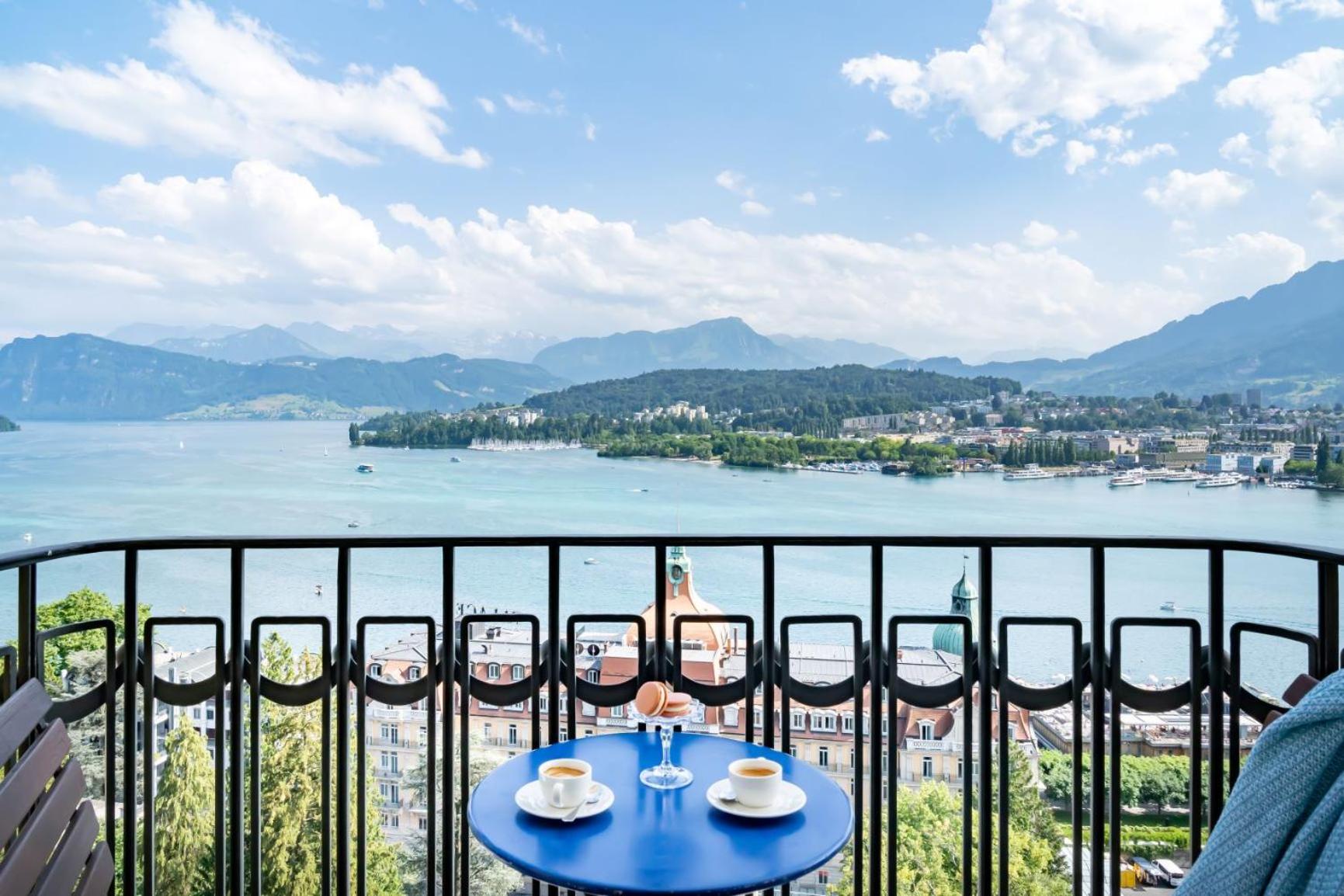 Deluxe Room Lake View photo 3