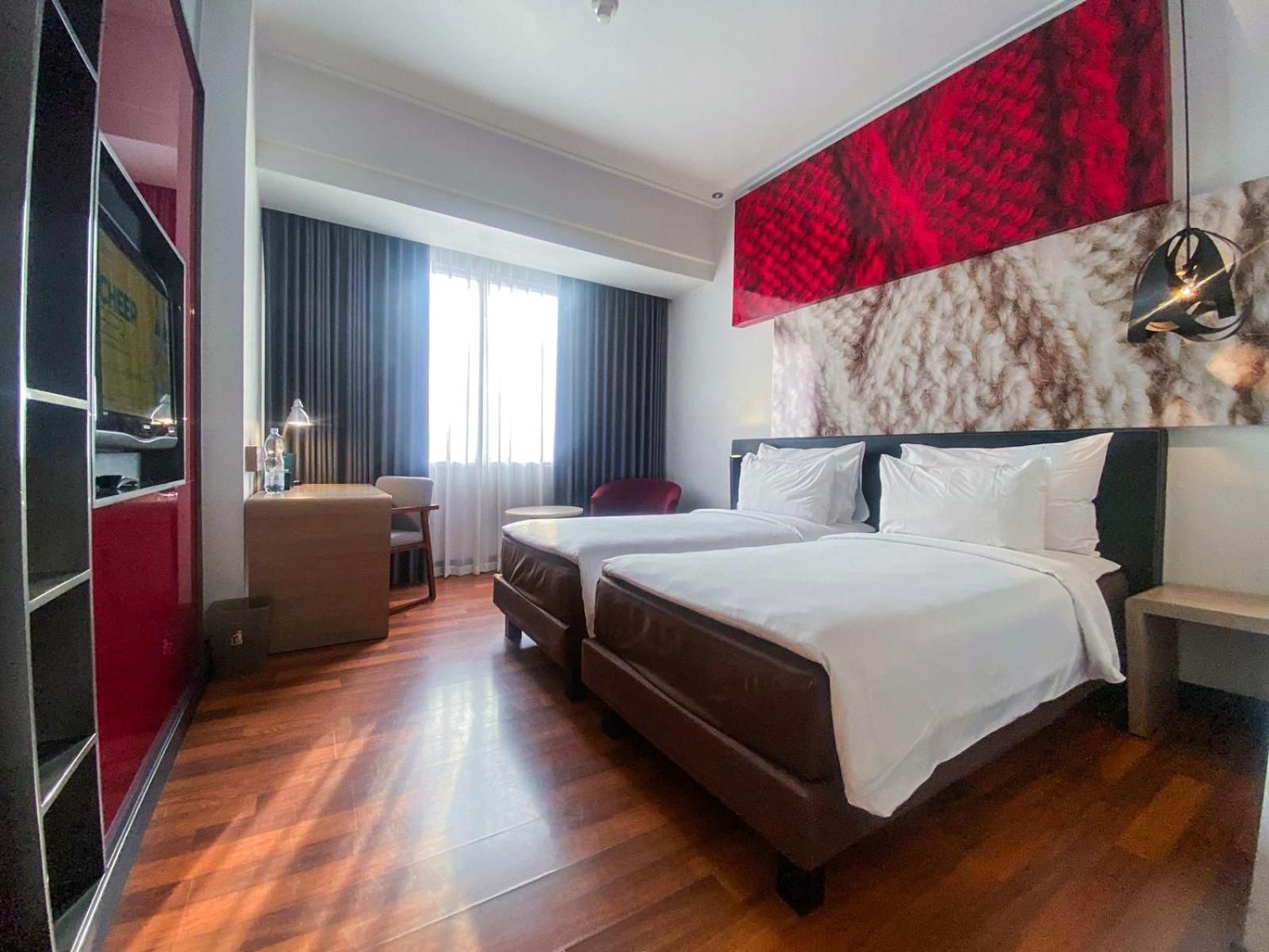 Deluxe Twin Room - Photo 1