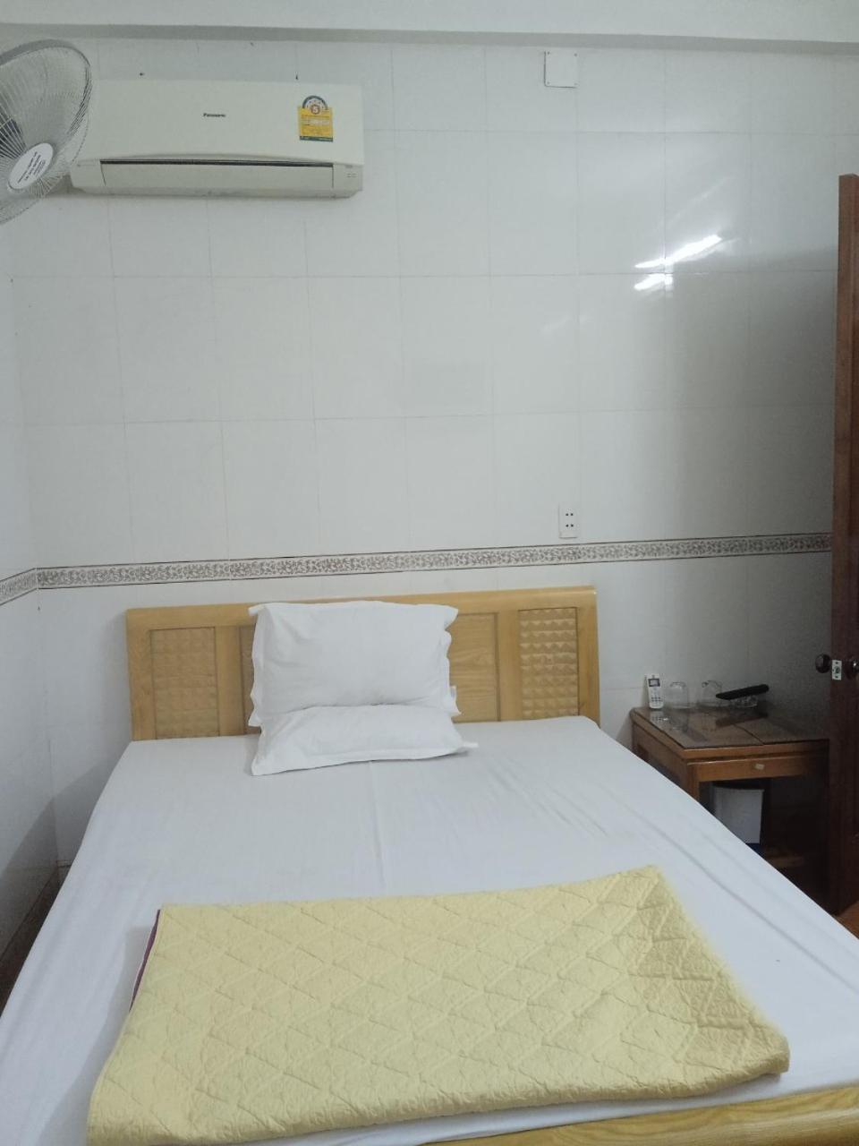 Standard Queen Room photo 1