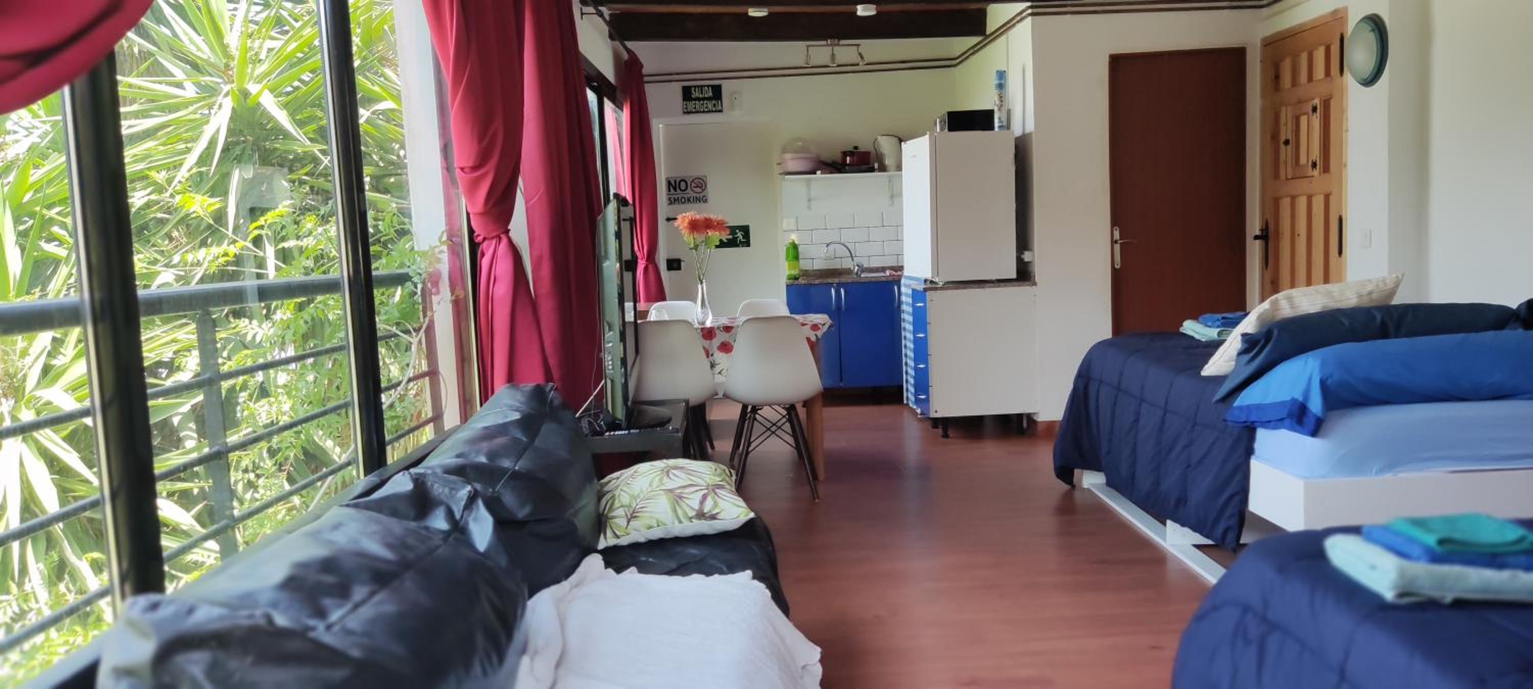 Apartment with Mountain View - Photo 1