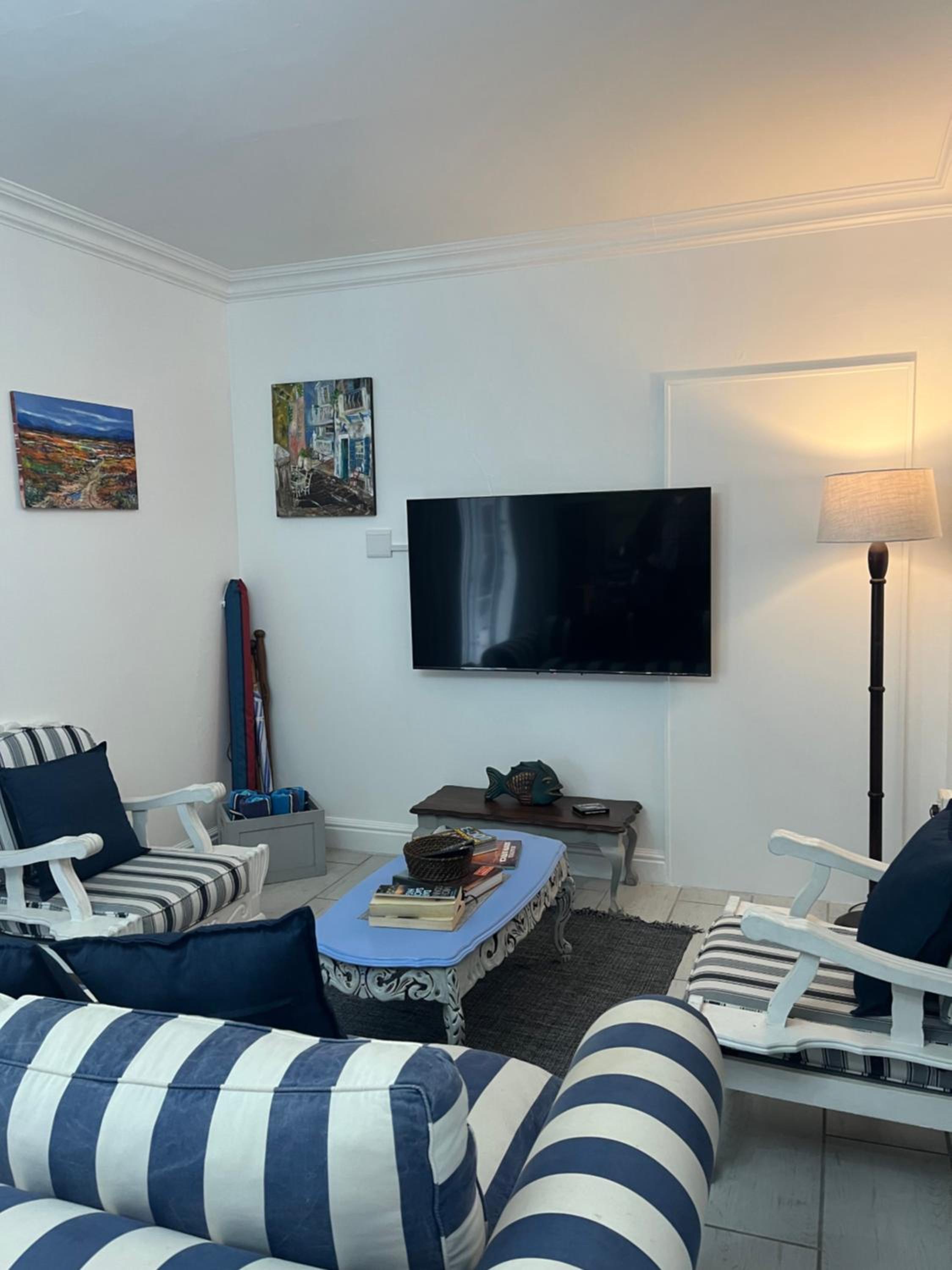 Two-Bedroom Apartment - Photo 13
