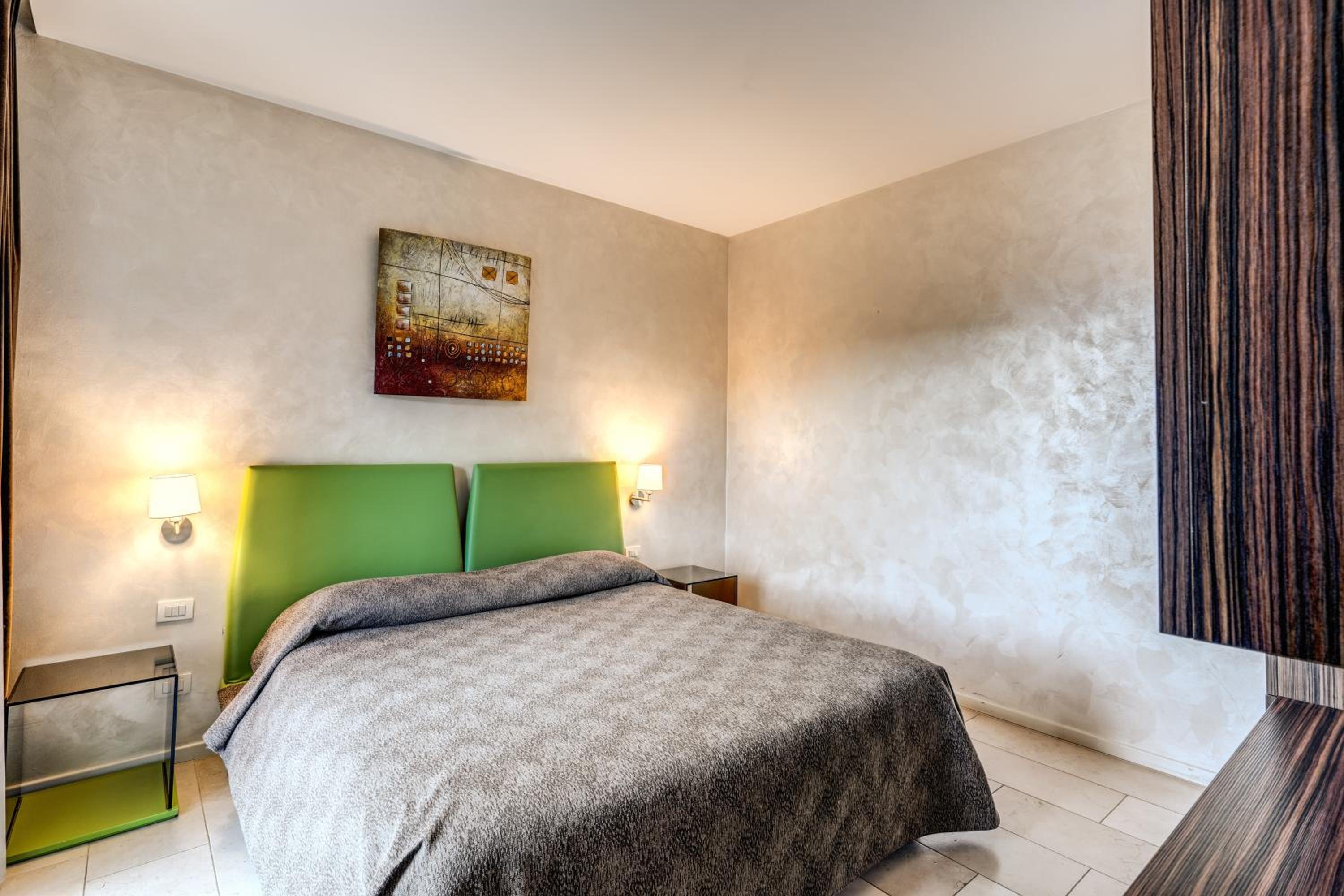 Family Suite with Balcony photo 1