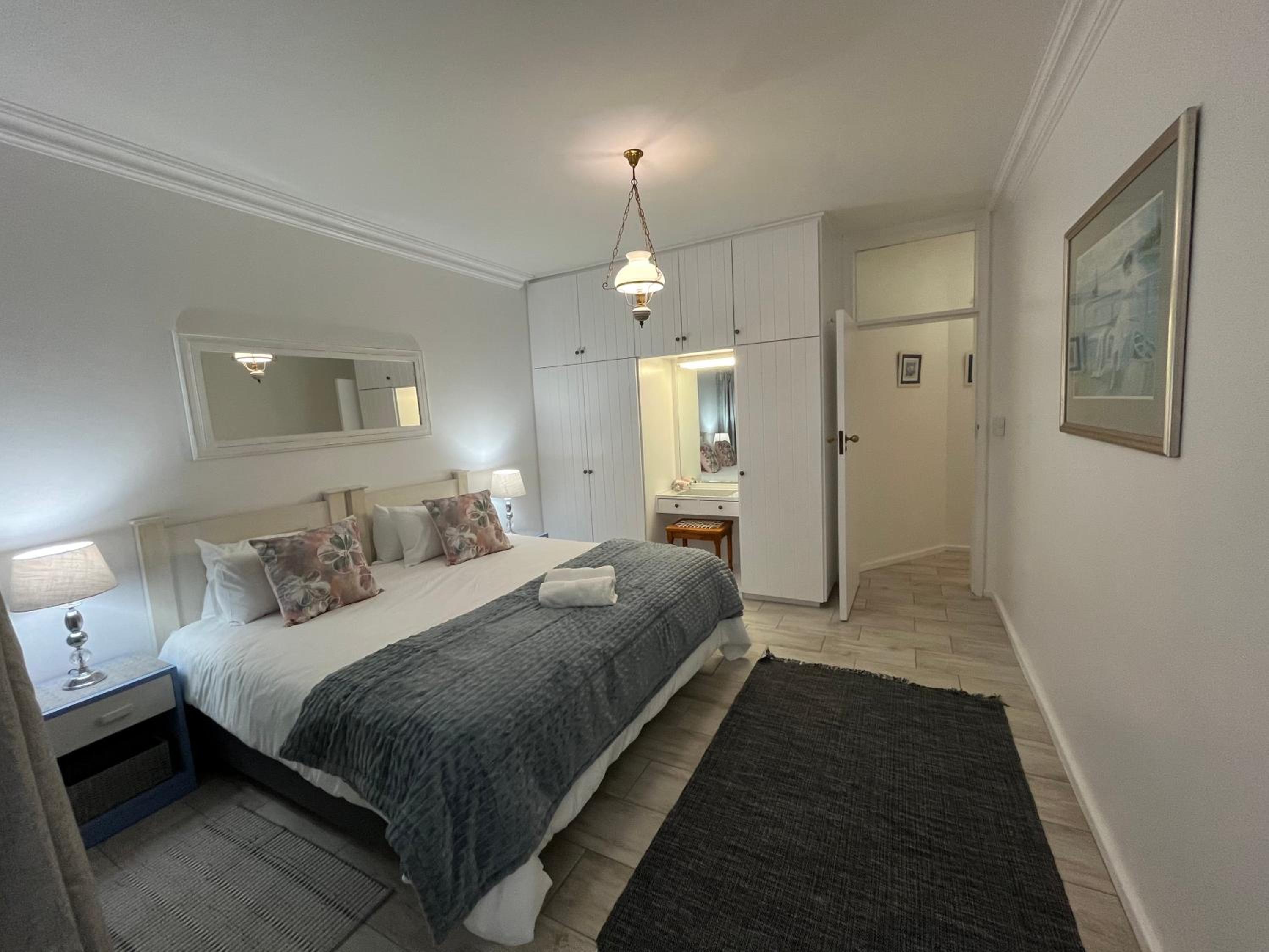 Two-Bedroom Apartment - Photo 1