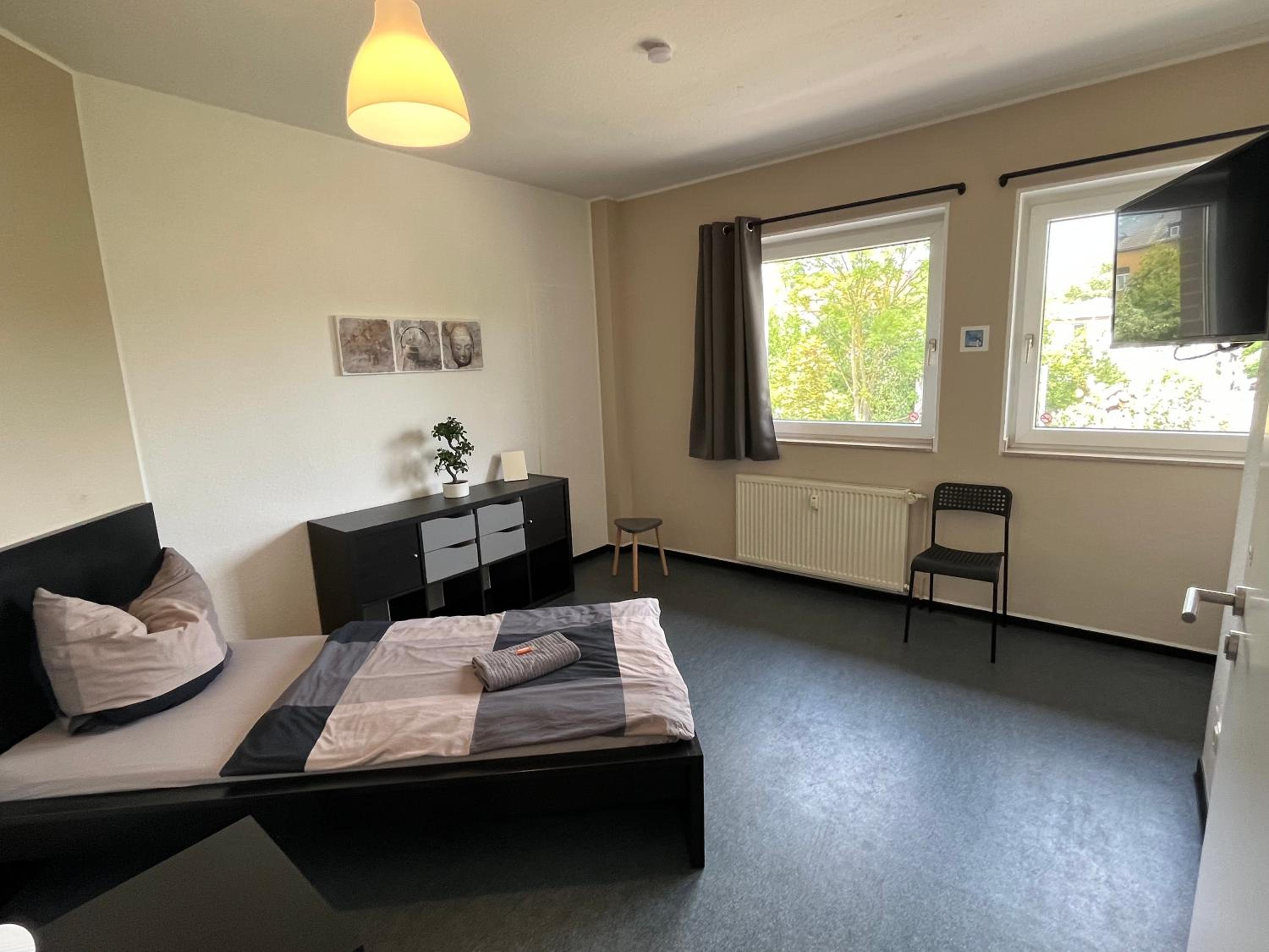 Single Room with Shared Bathroom photo 1