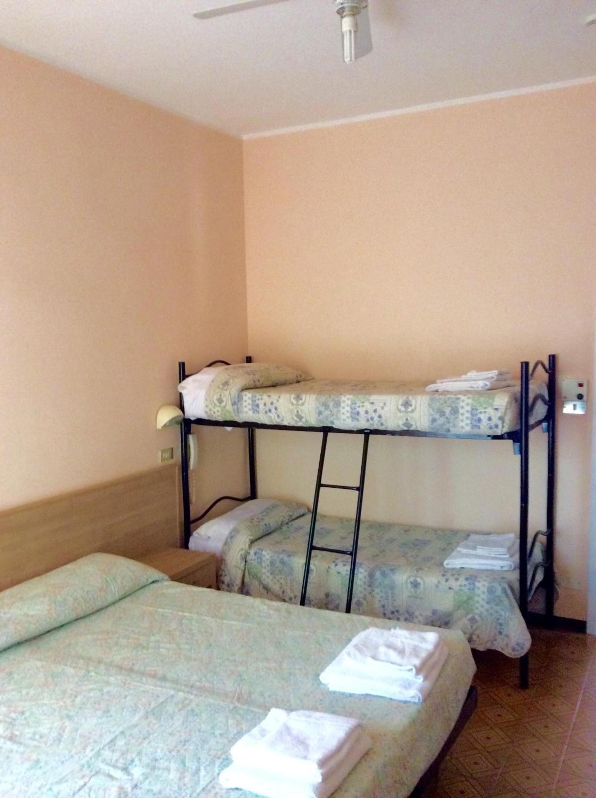 Quadruple Room photo 3