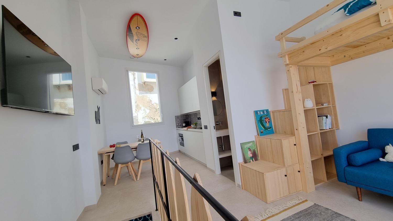 Apartamento con vista al mar