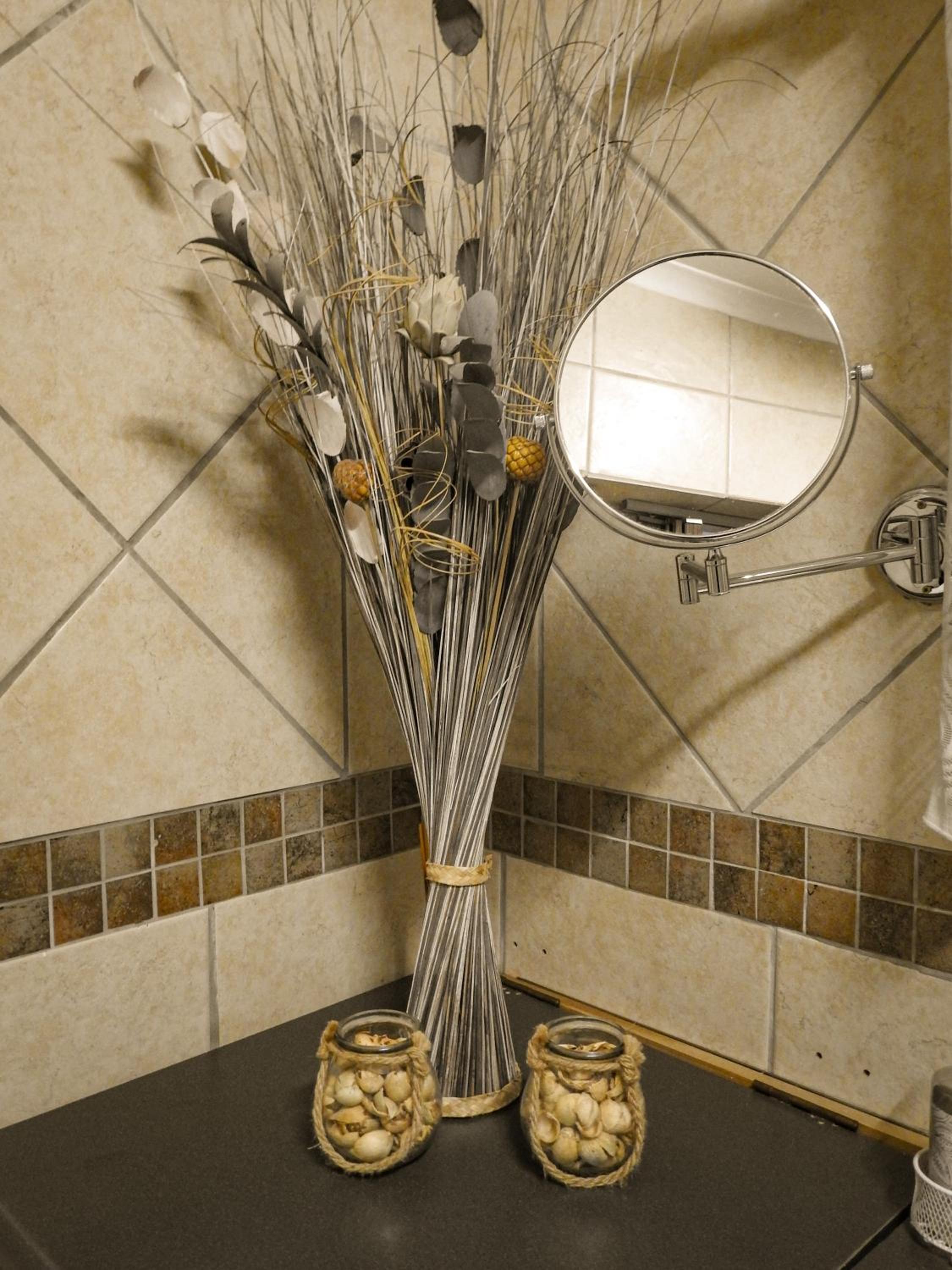 One-Bedroom Apartment - Photo 27