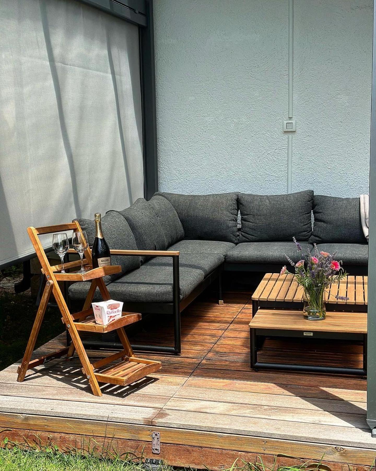 One-Bedroom House - Photo 9
