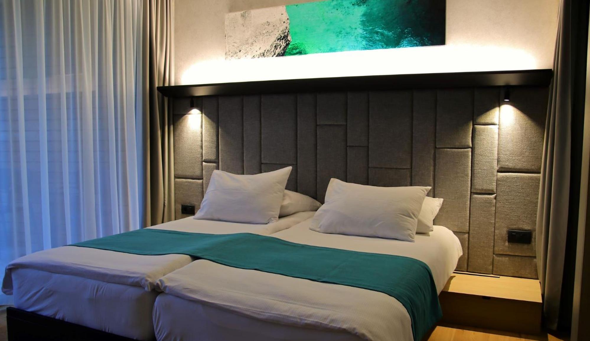 Deluxe Double Room - Photo 5