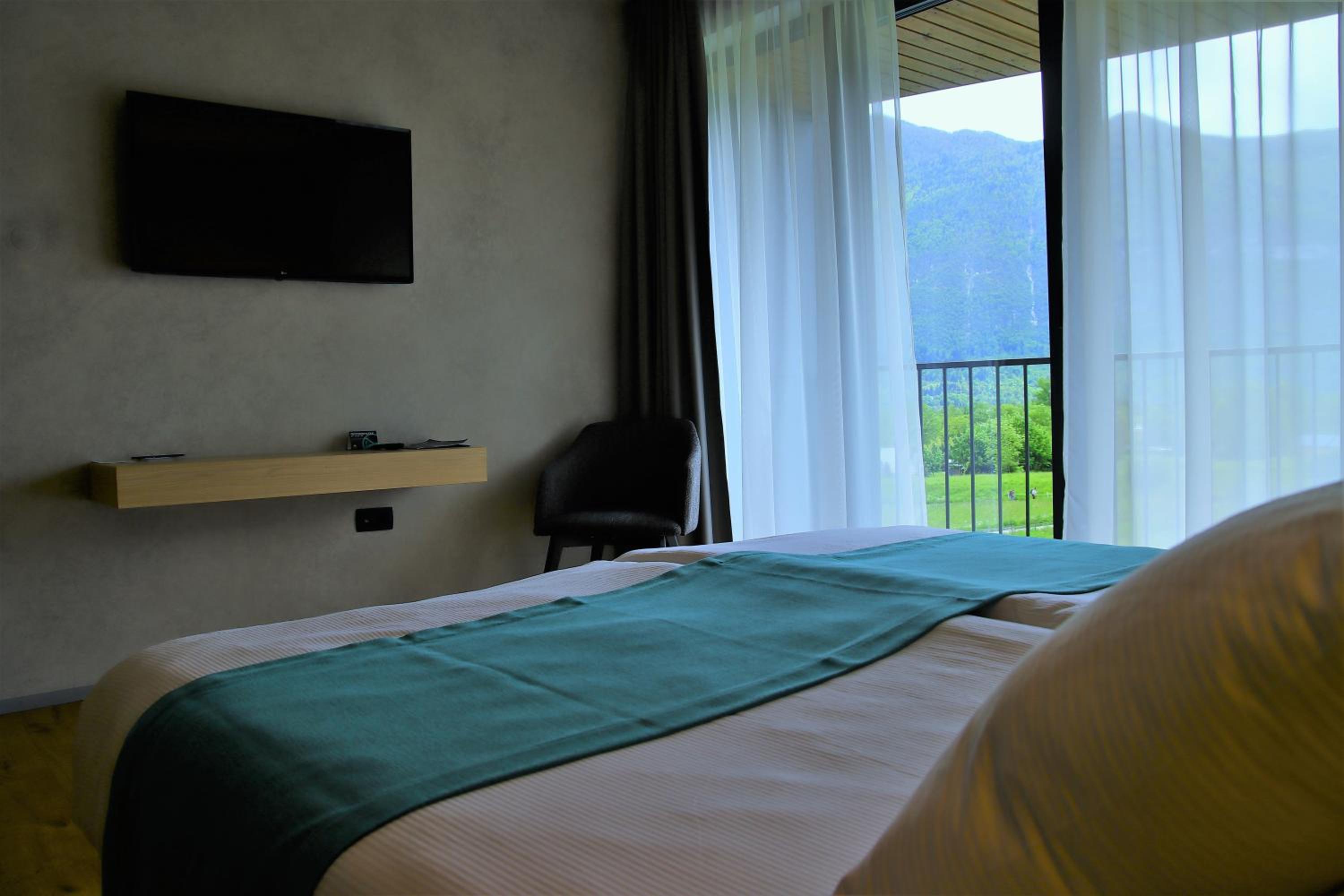 Deluxe Double Room - Photo 4