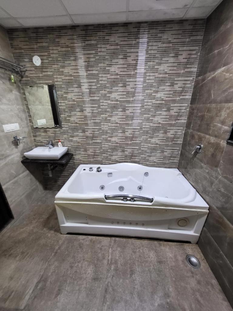 Villa photo 2