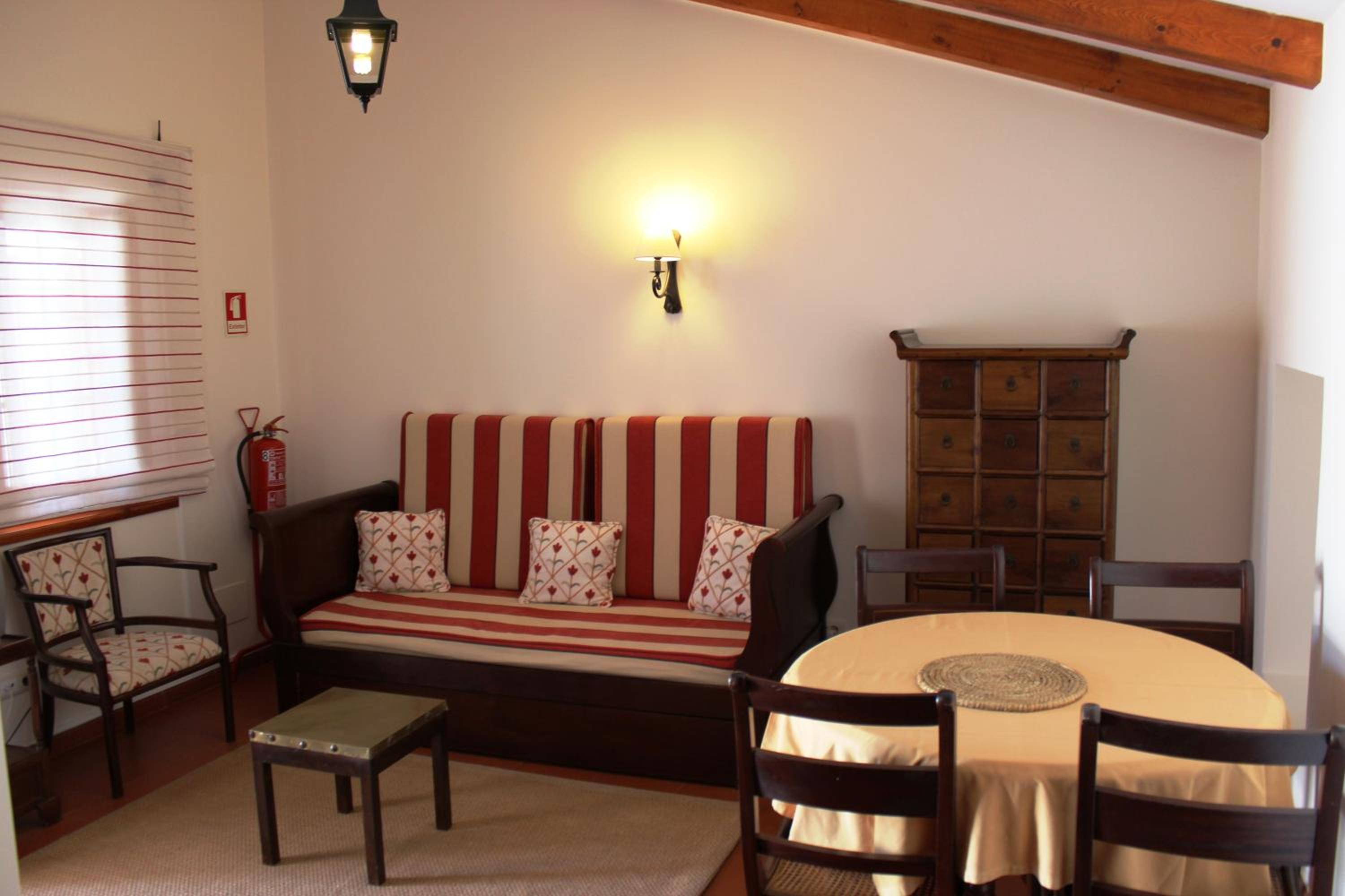 One-Bedroom Apartment - Photo 10