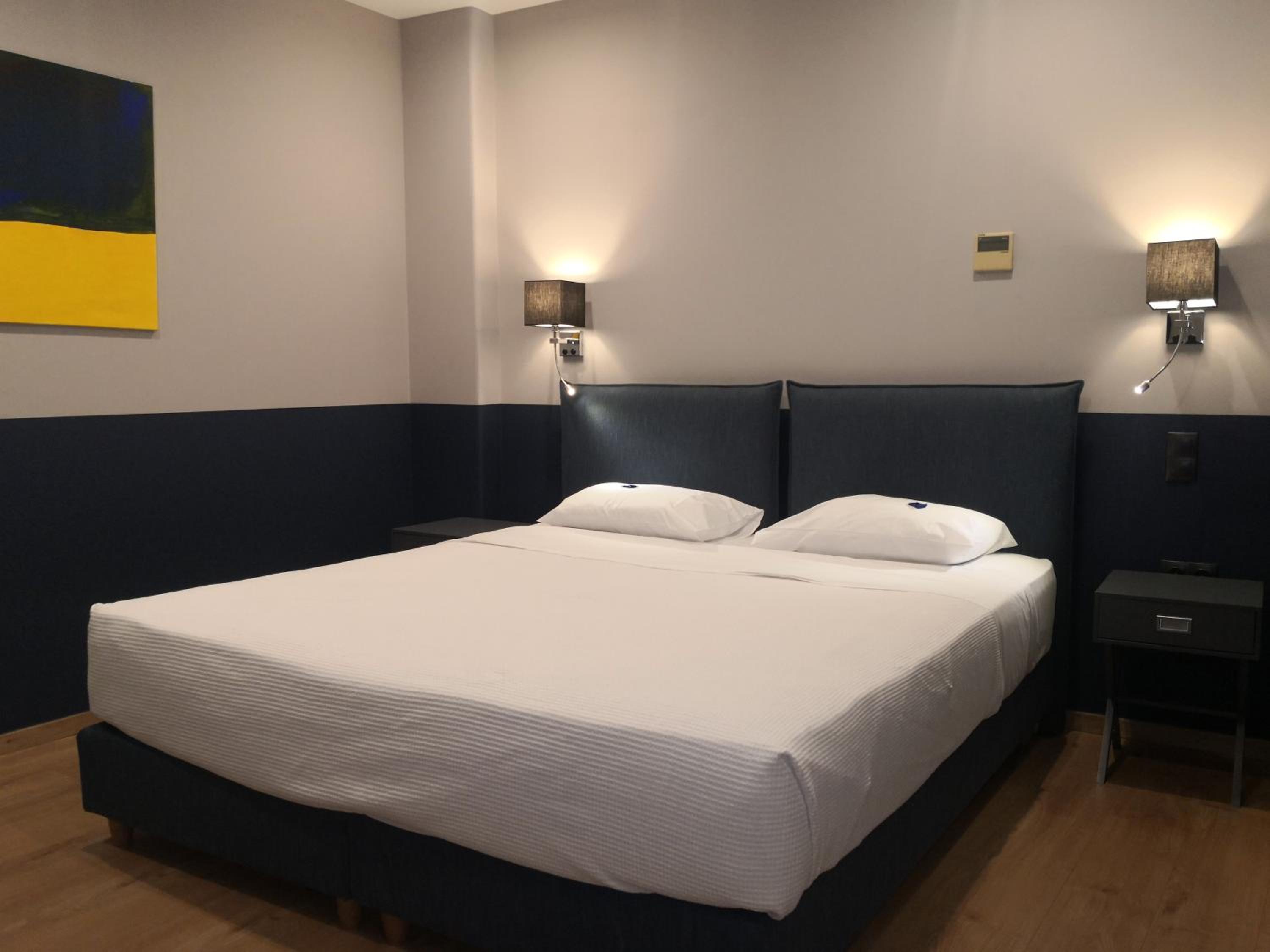 Standard Room with Inner Courtyard View photo 1