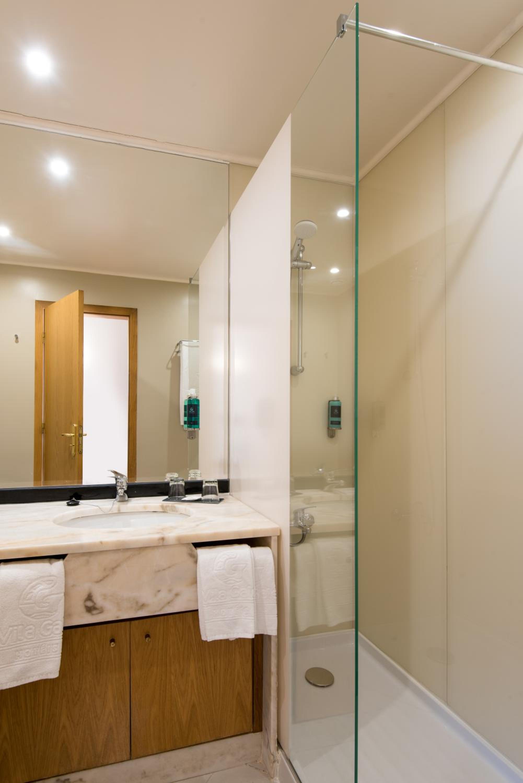 Junior Suite - Photo 2