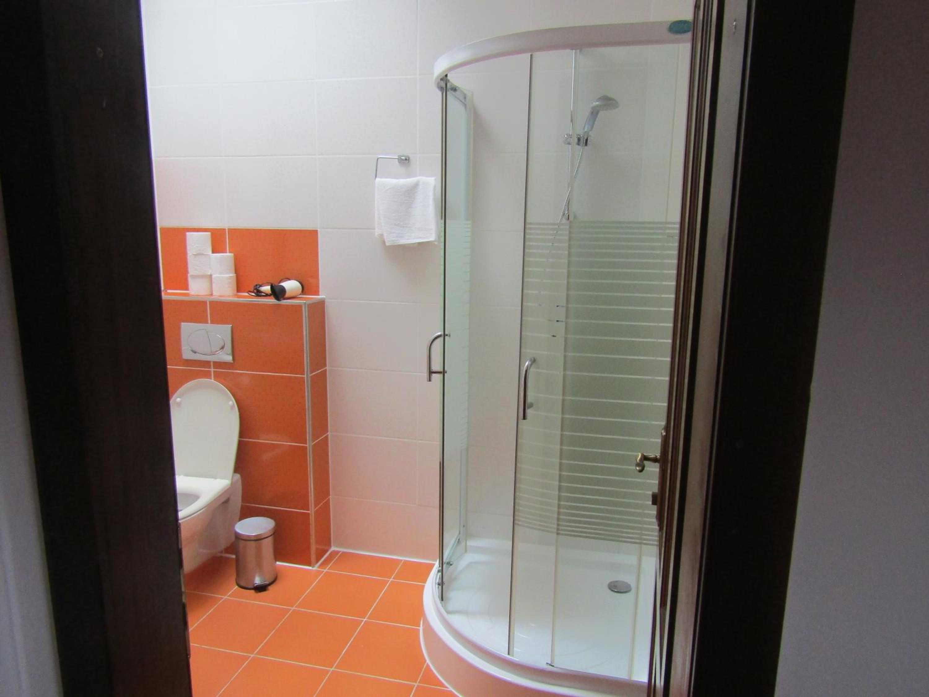 Double or Twin Room with Extra Bed photo 3