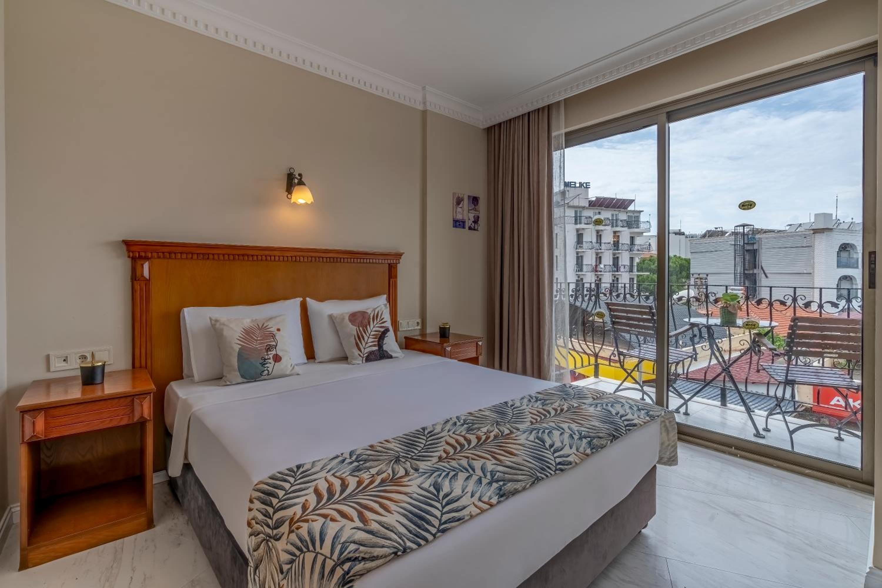 Suite with Sea View