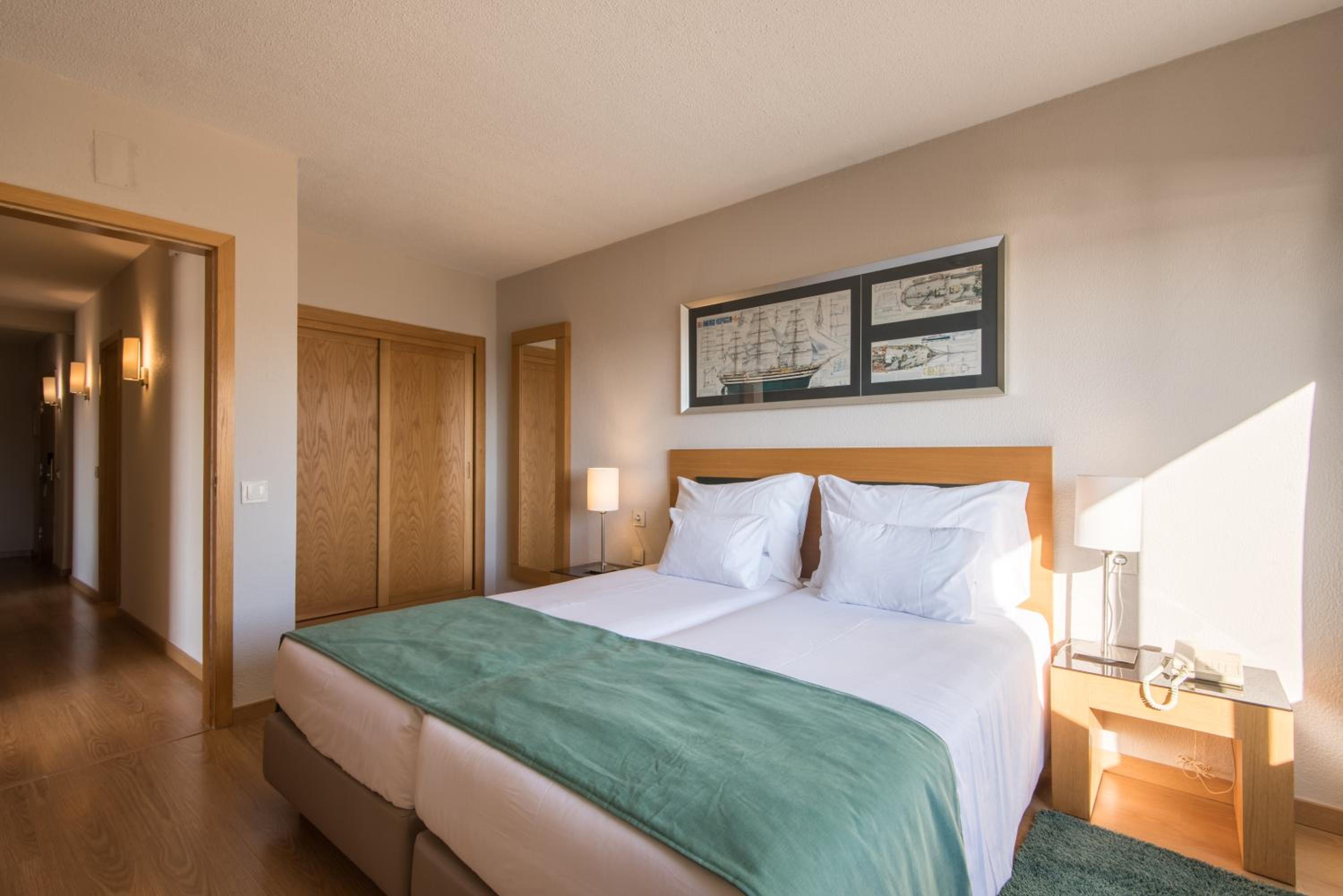 Senior Suite - Photo 4