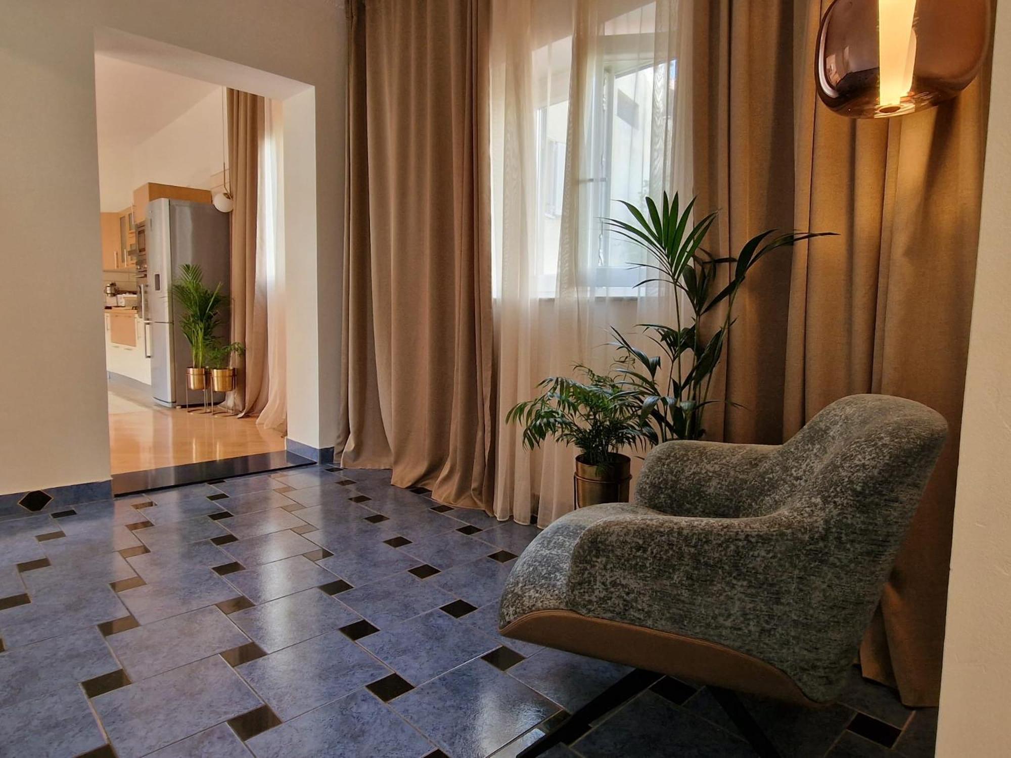 Two-Bedroom Apartment with Balcony photo 2