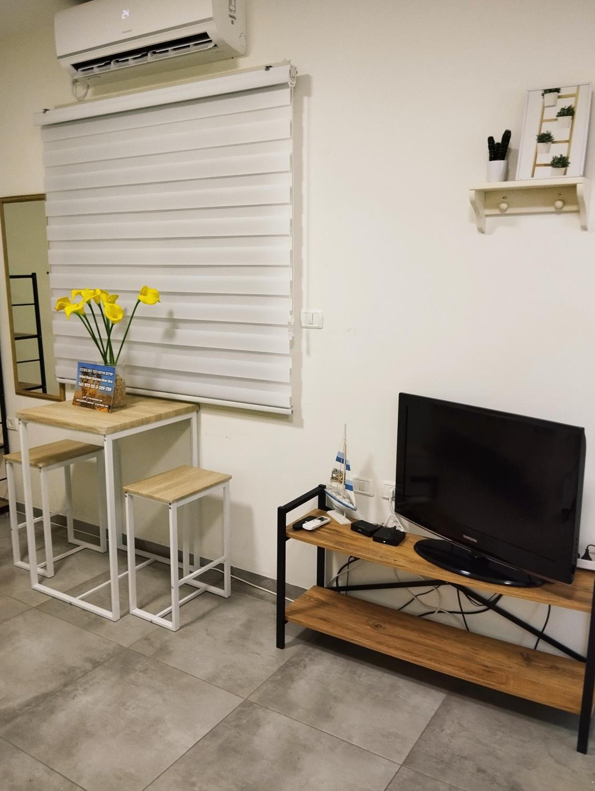Economy Double Room - Photo 8