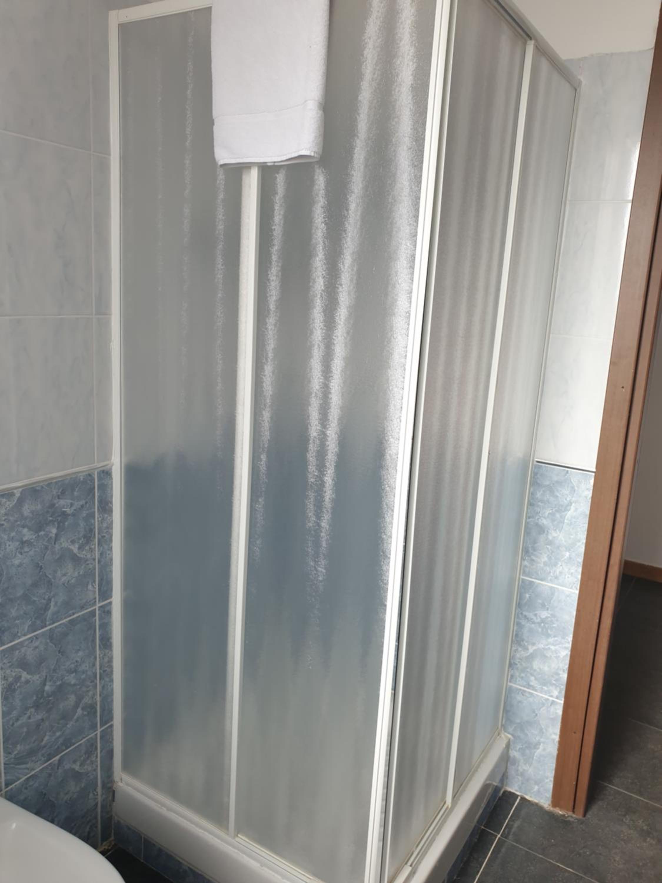Deluxe Double or Twin Room photo 2