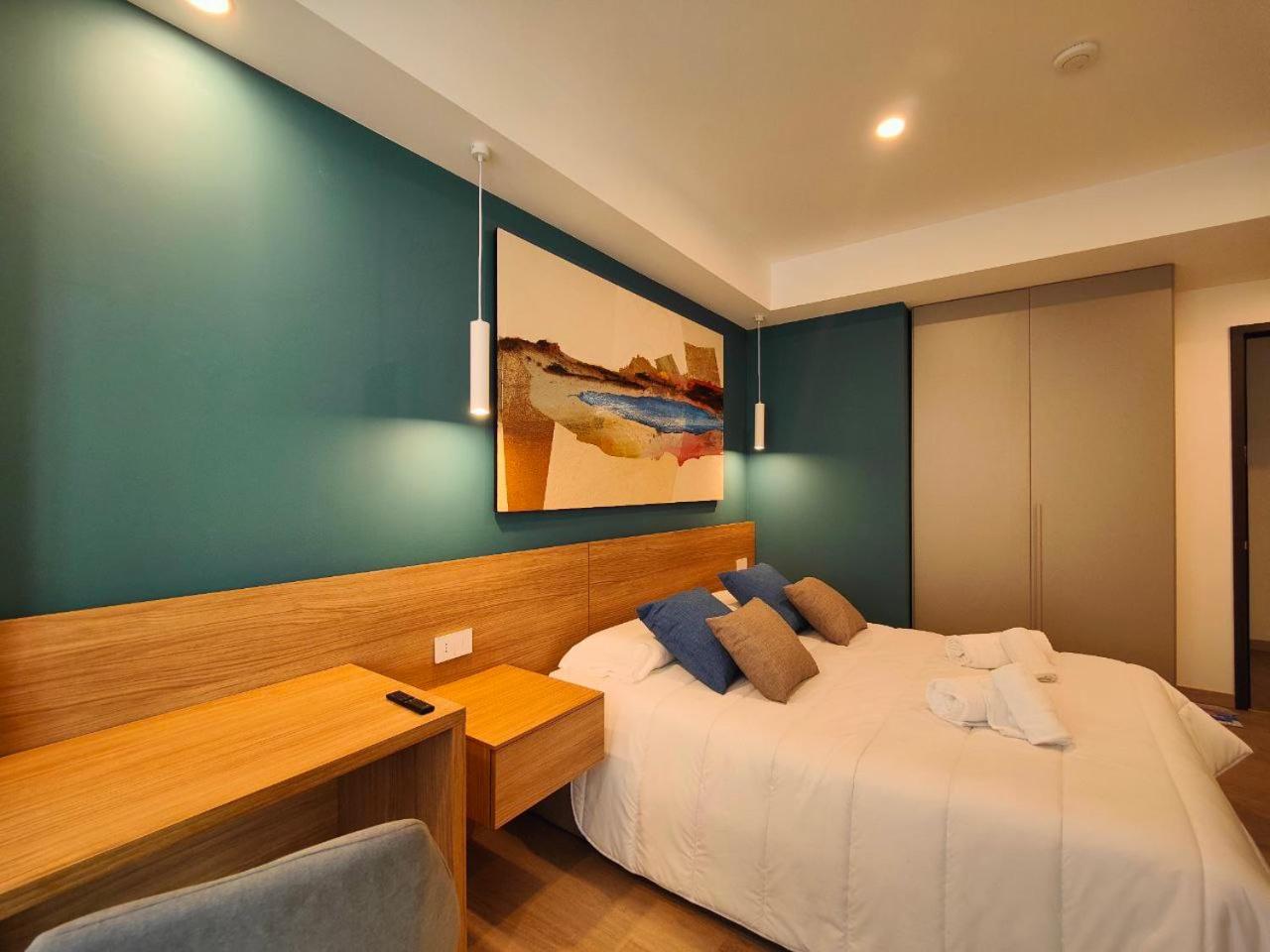 Double Room - Photo 1
