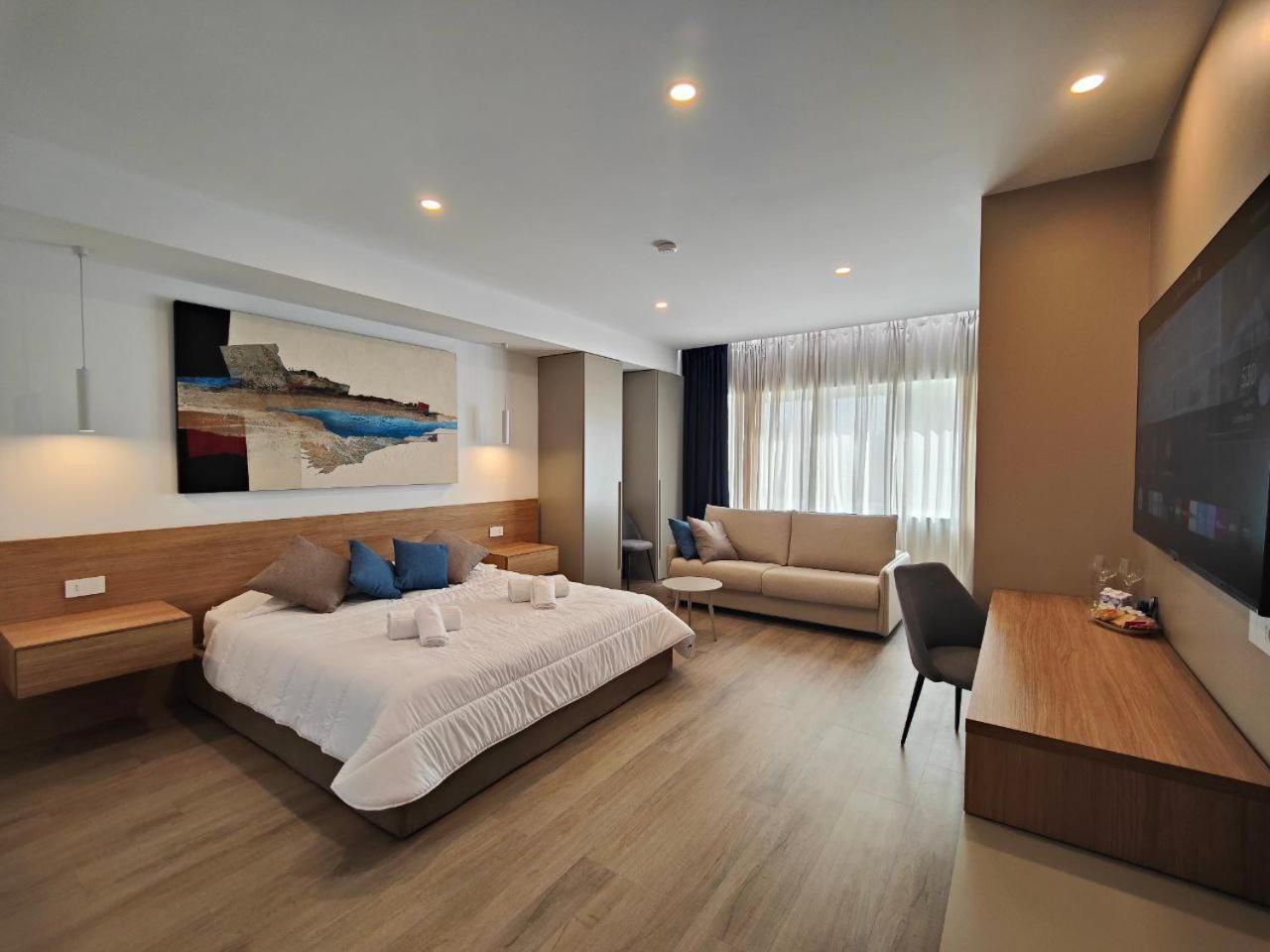 Quadruple Room - Photo 4