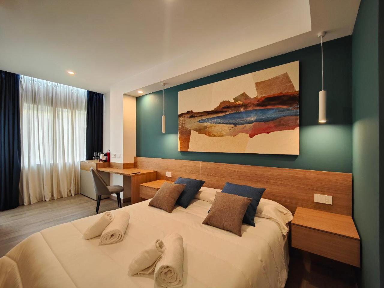 Double Room - Photo 3
