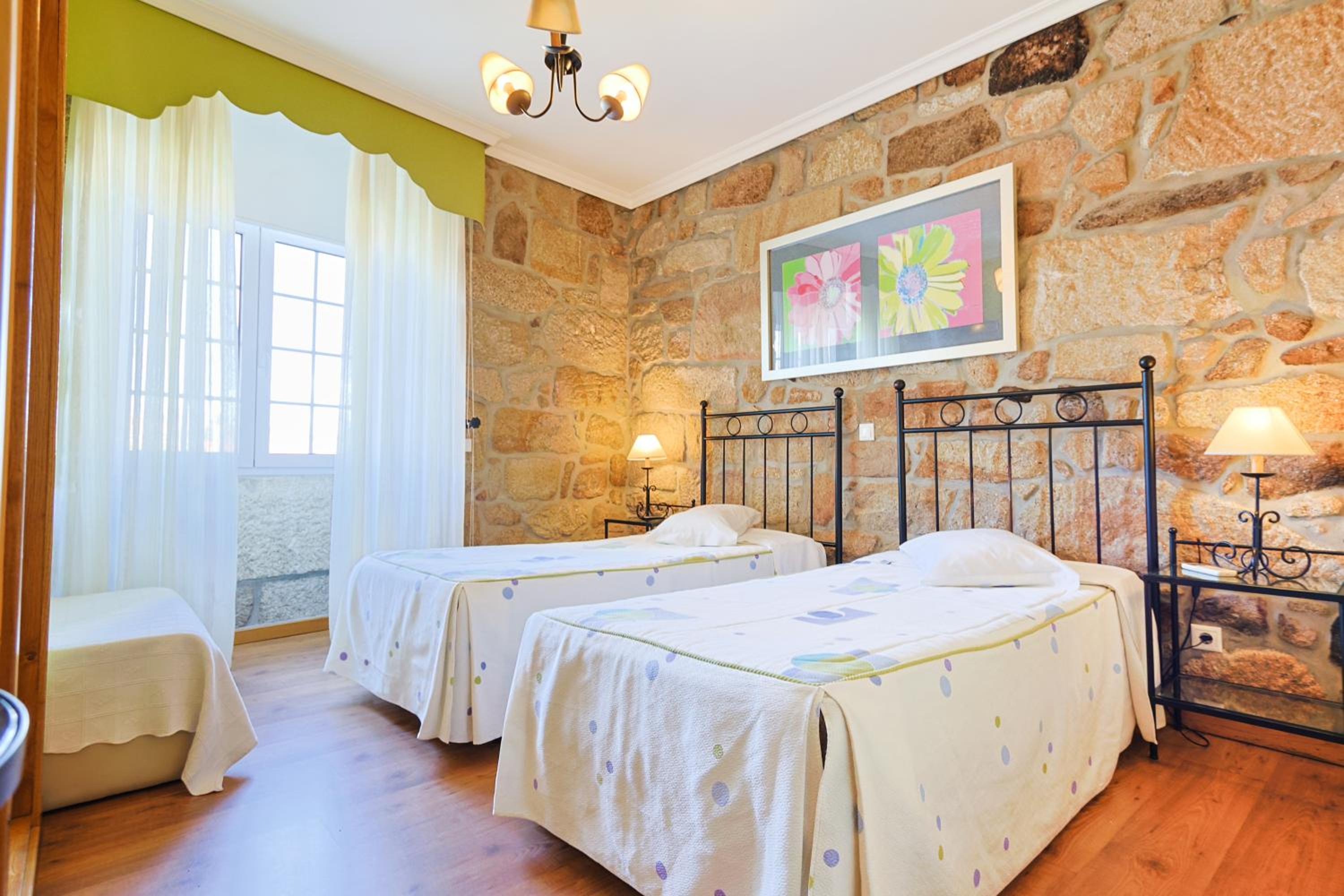 Double or Twin Room - Photo 1