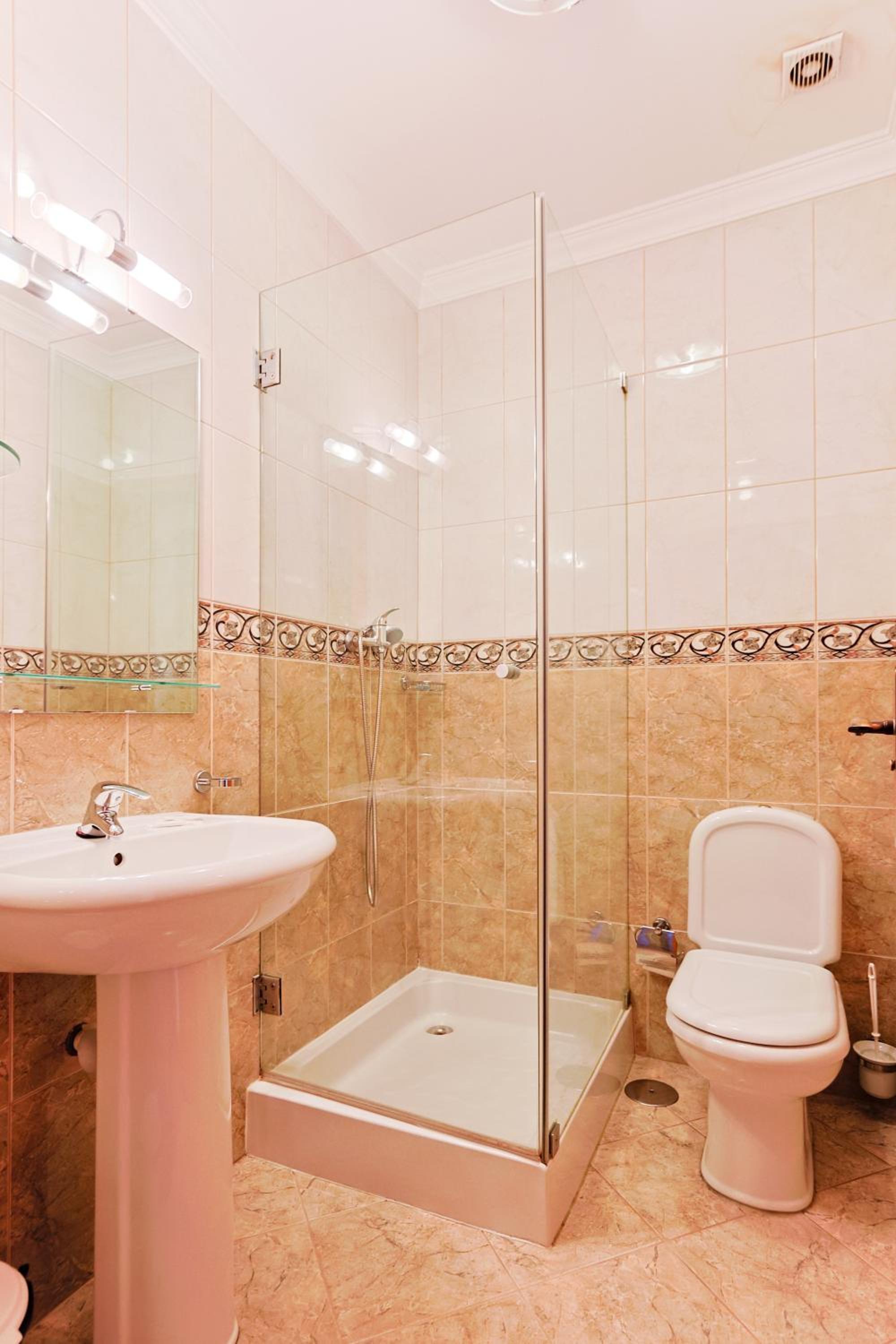Double or Twin Room - Photo 5