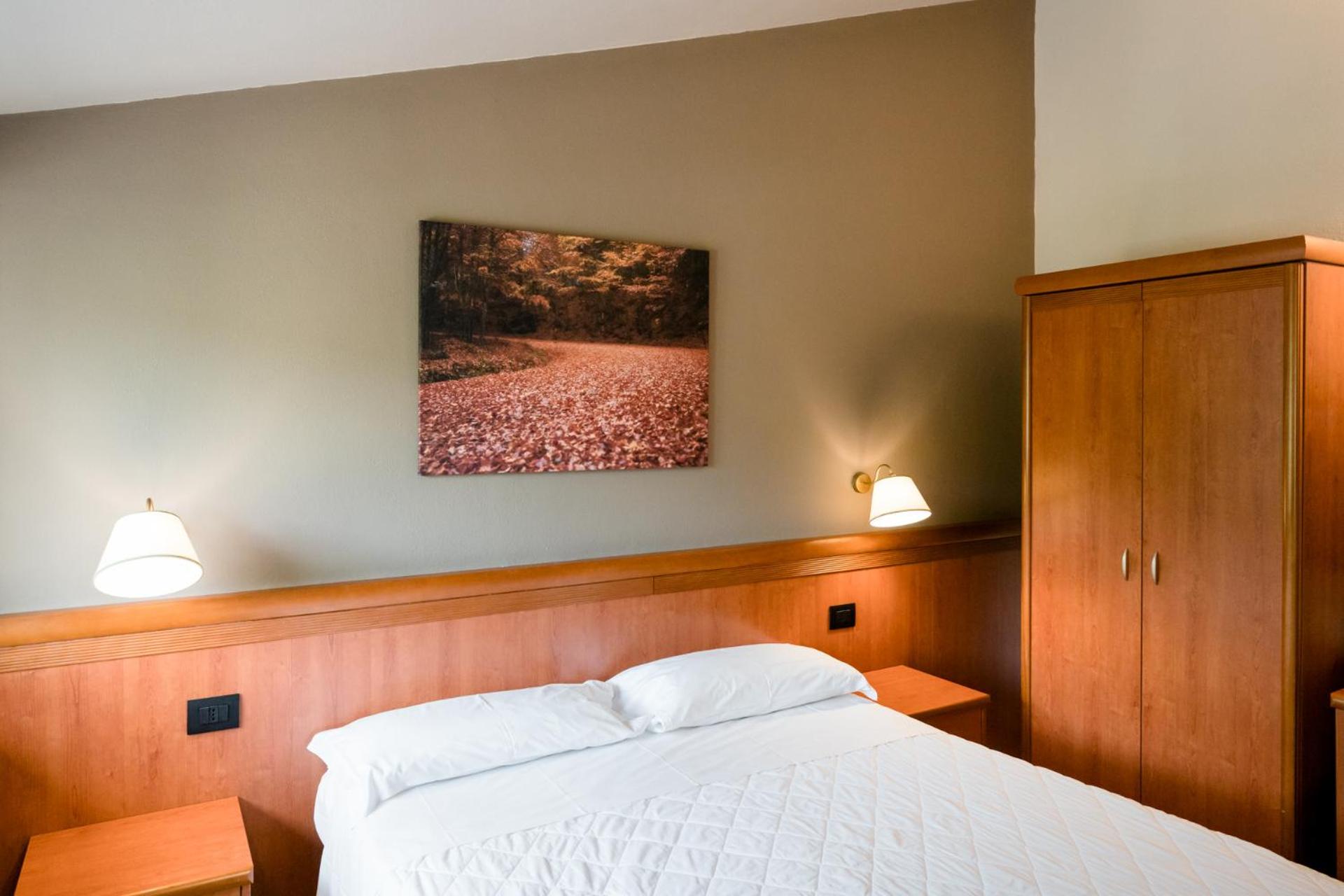 Small Double Room photo 1