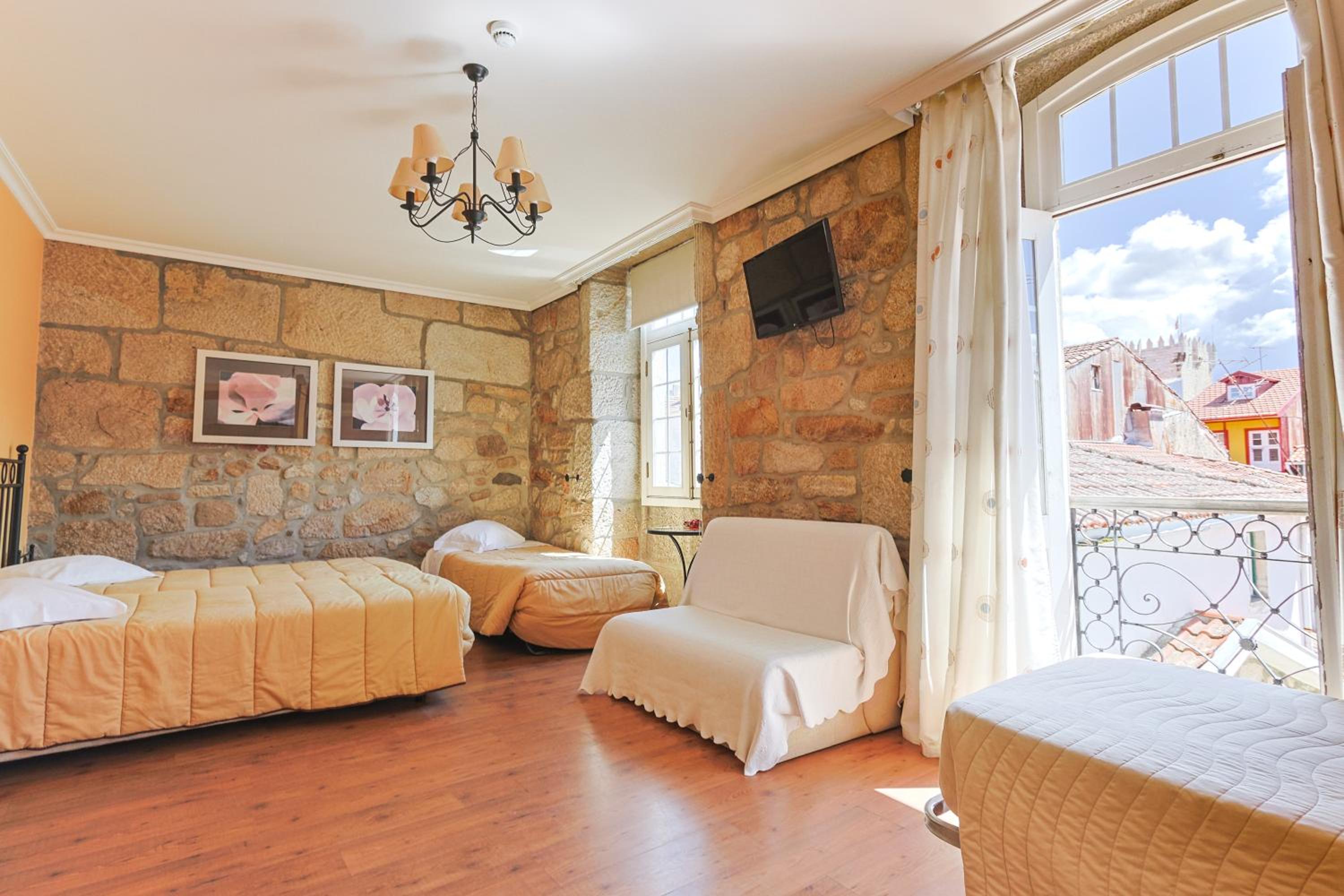 Triple Room - Photo 2