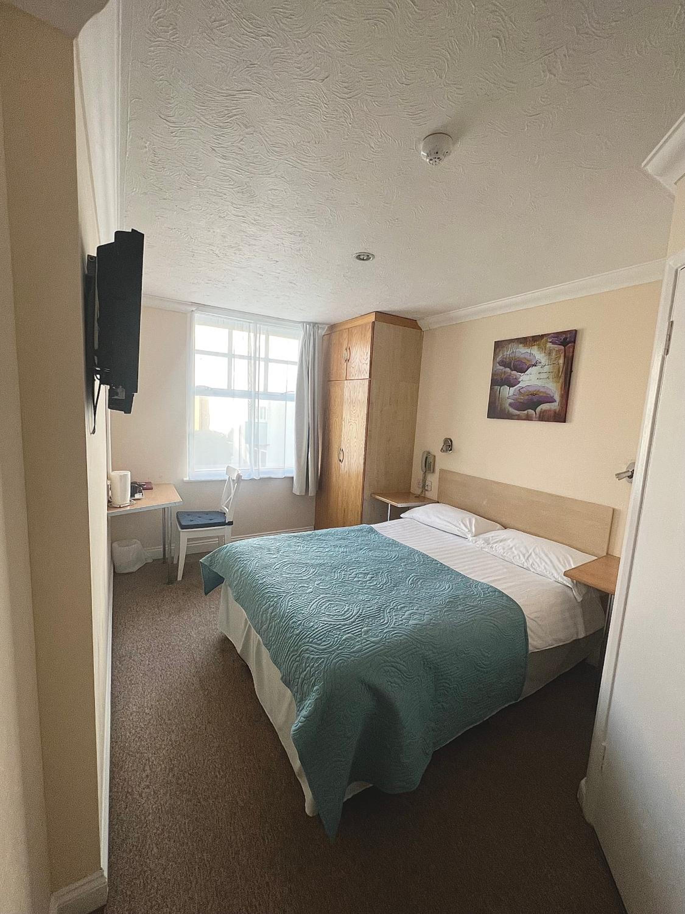 Double Room - Photo 1