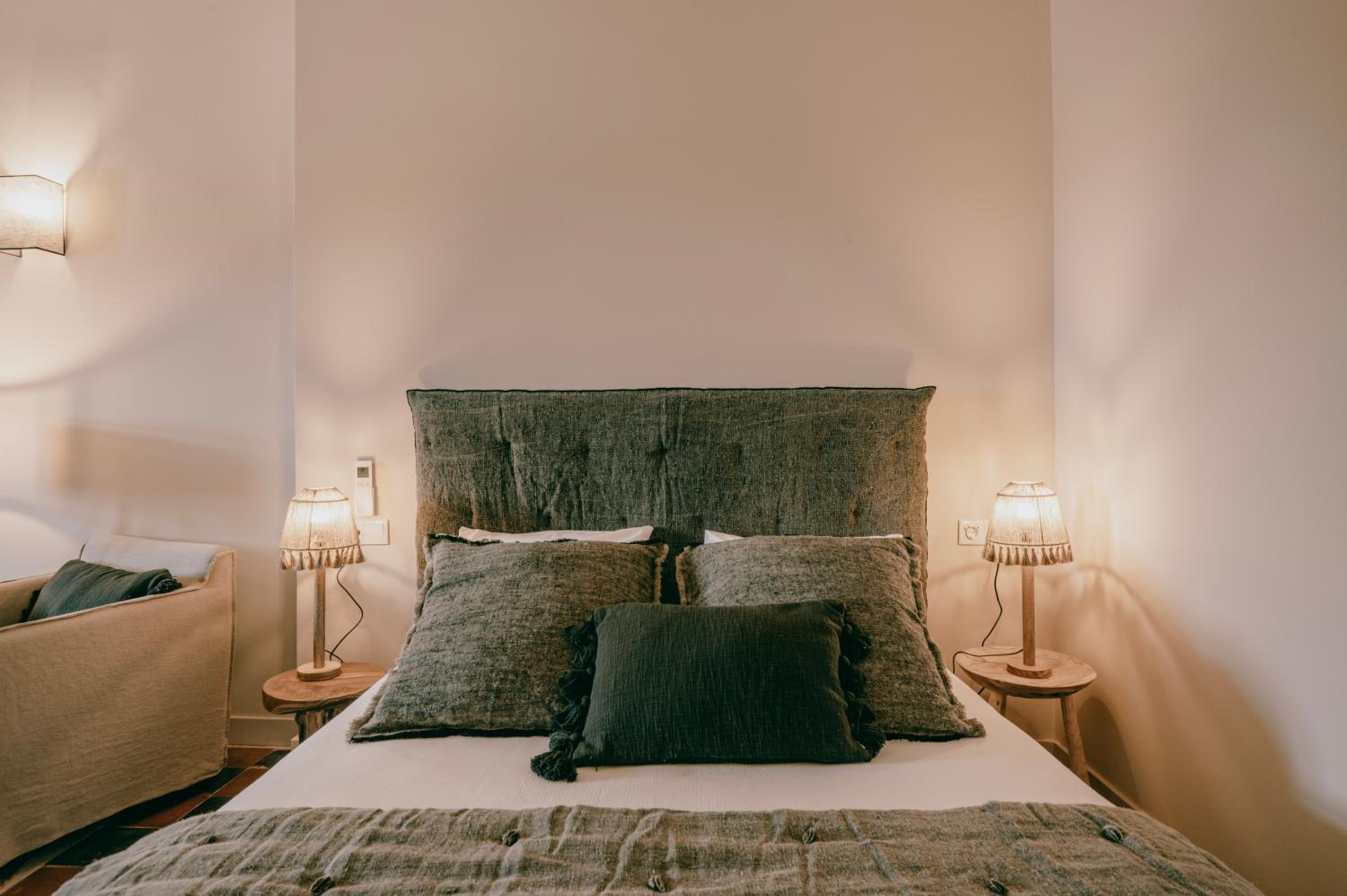 Premium Room - Photo 6