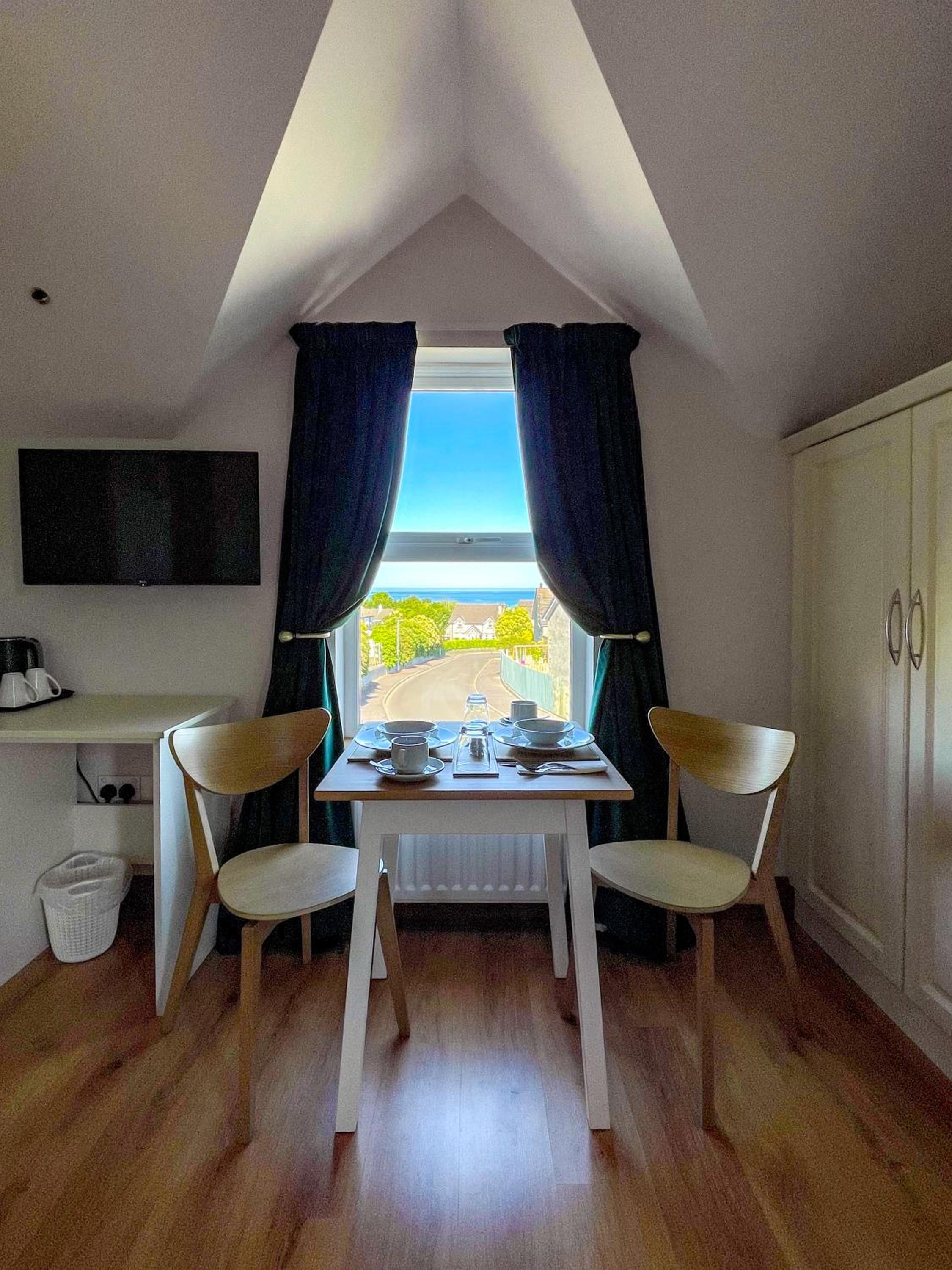 Double Room with Sea View photo 2